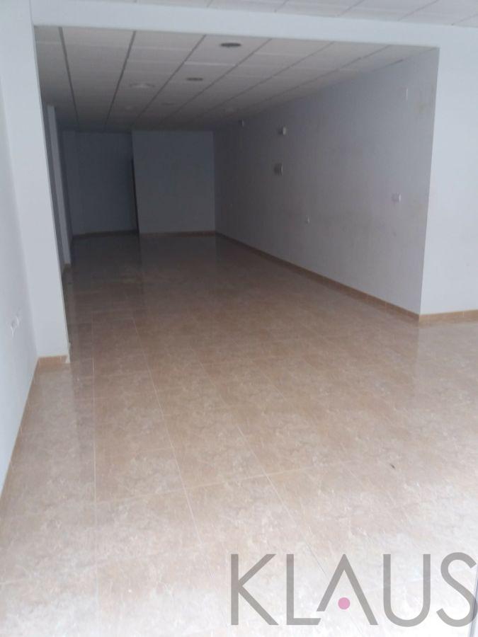 Venta de local comercial en Sant Carles de la Ràpita