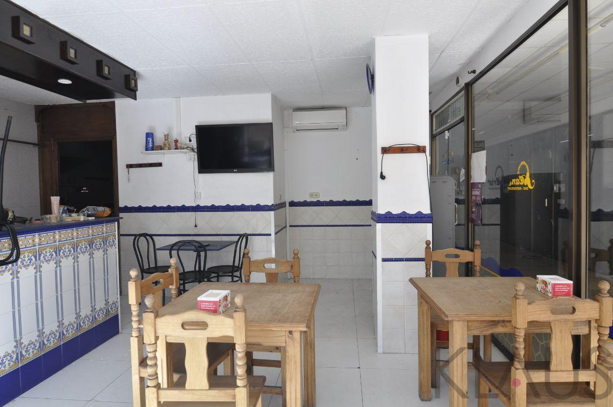 Venta de local comercial en Deltebre