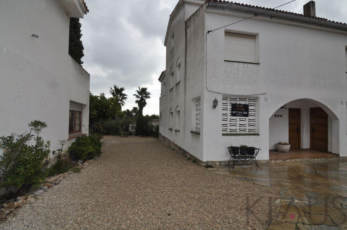 For sale of house in Alcanar playa