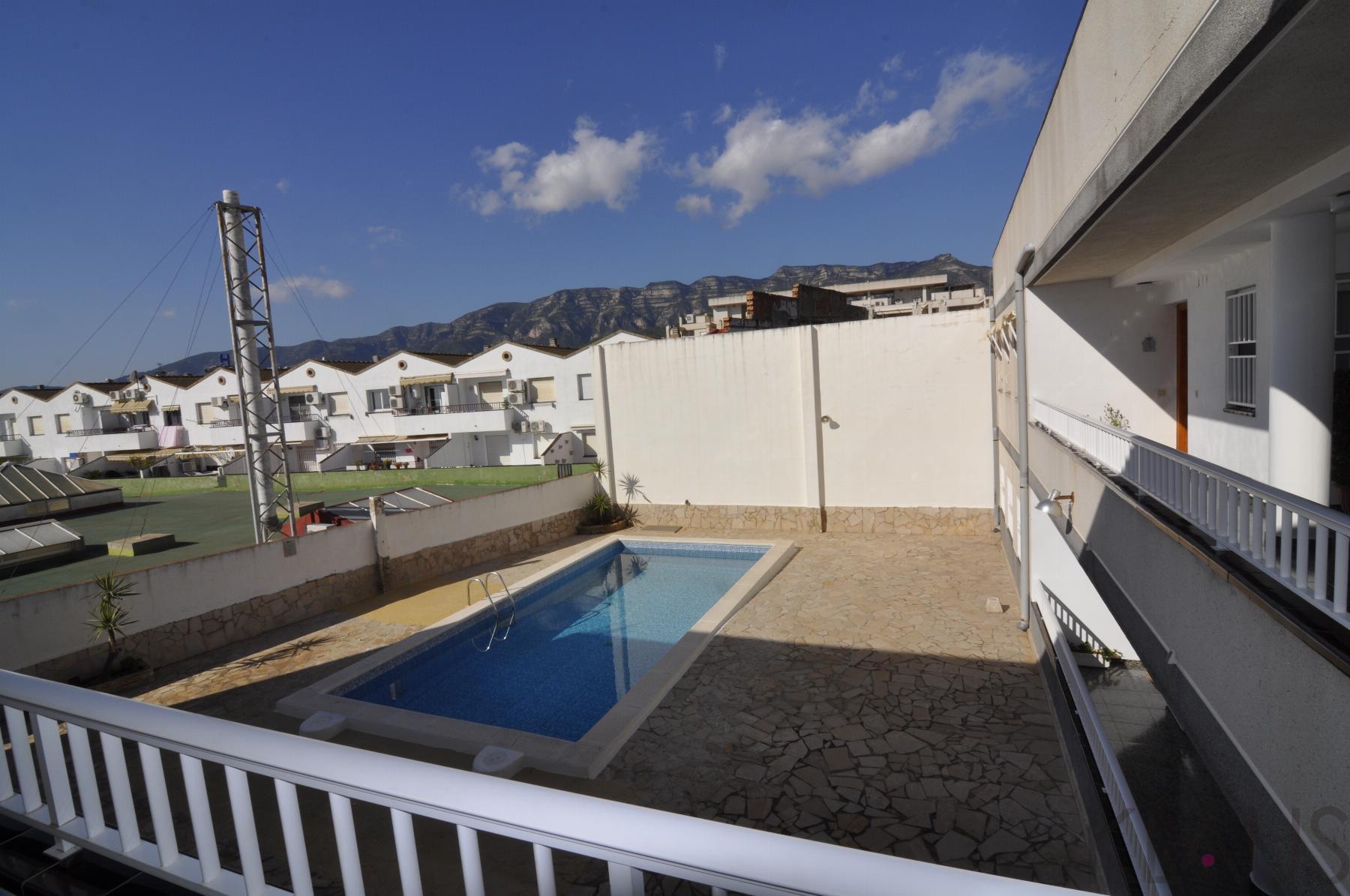 For sale of apartment in Sant Carles de la Ràpita