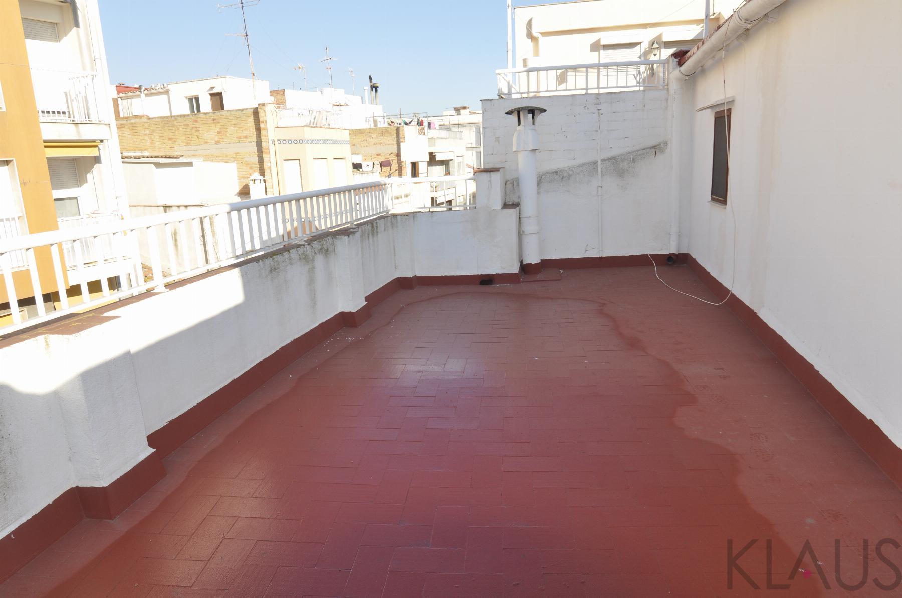 For sale of house in Sant Carles de la Ràpita