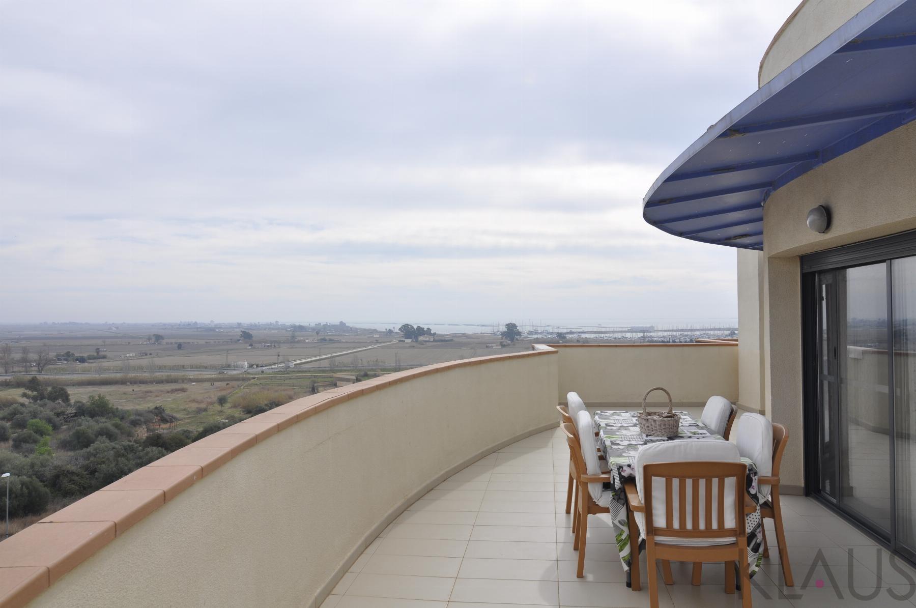 Zu verkaufen von penthouse in
 La Ràpita
