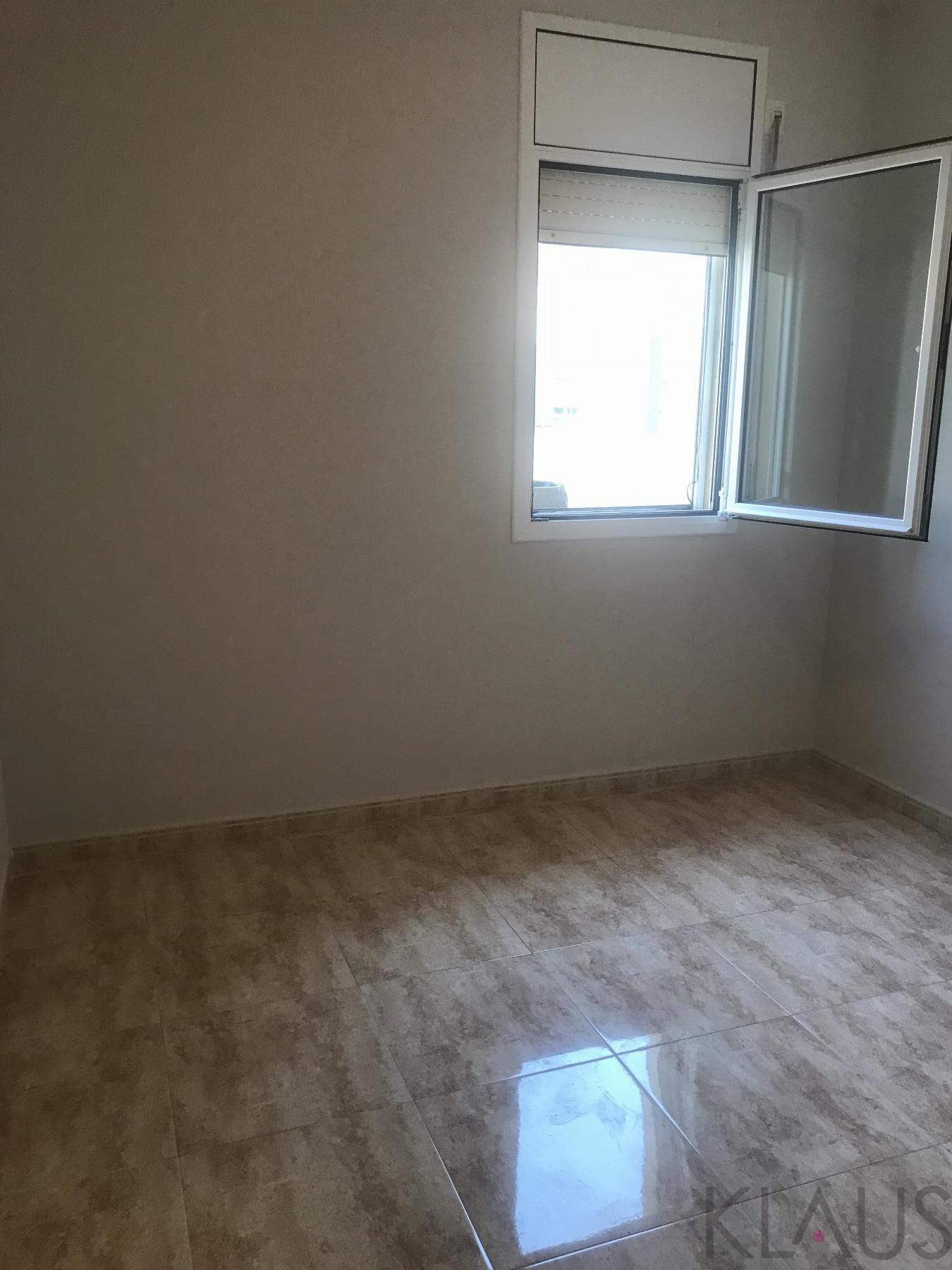 De vânzare din apartament în Aldea l