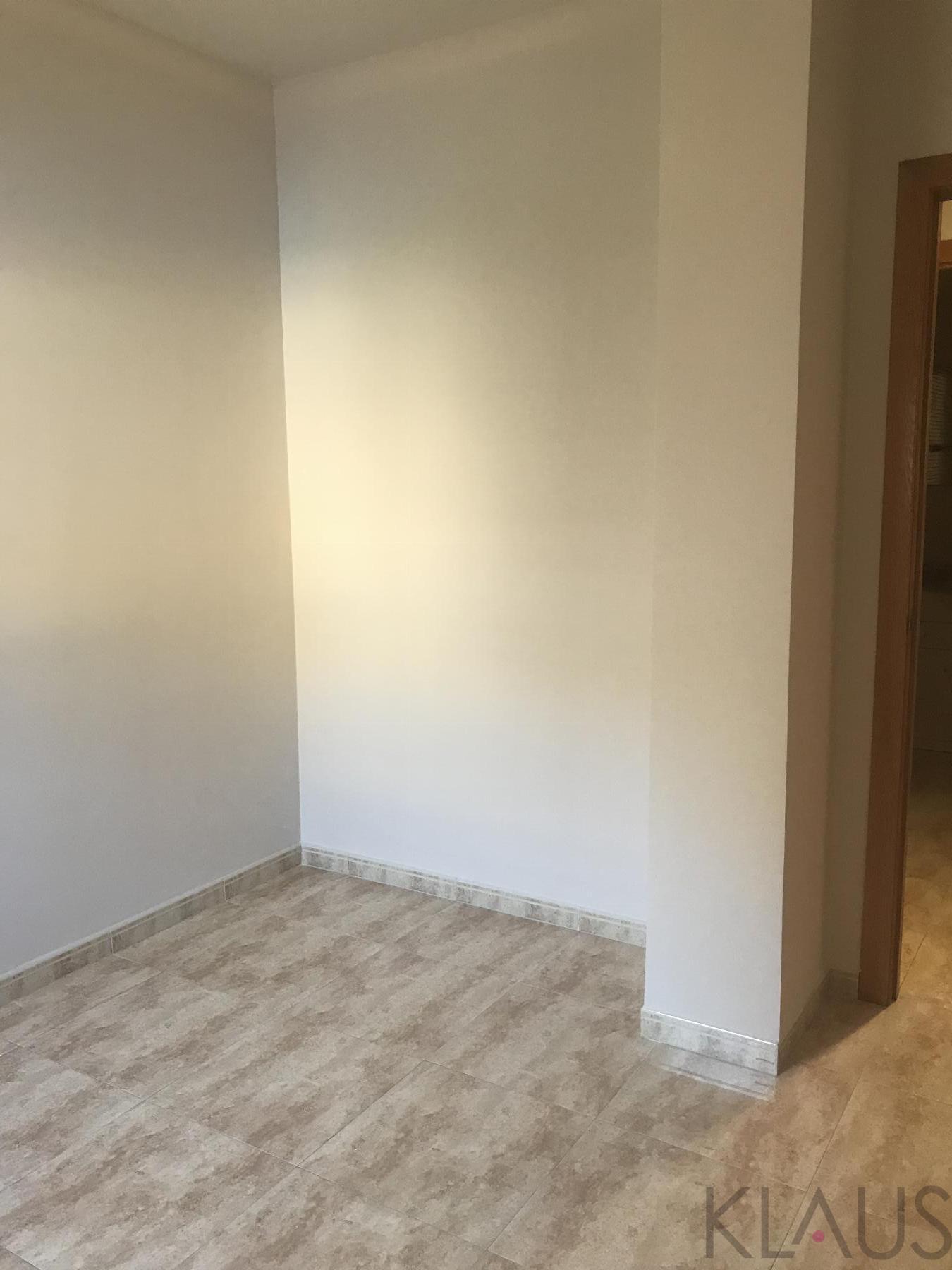 De vânzare din apartament în Aldea l