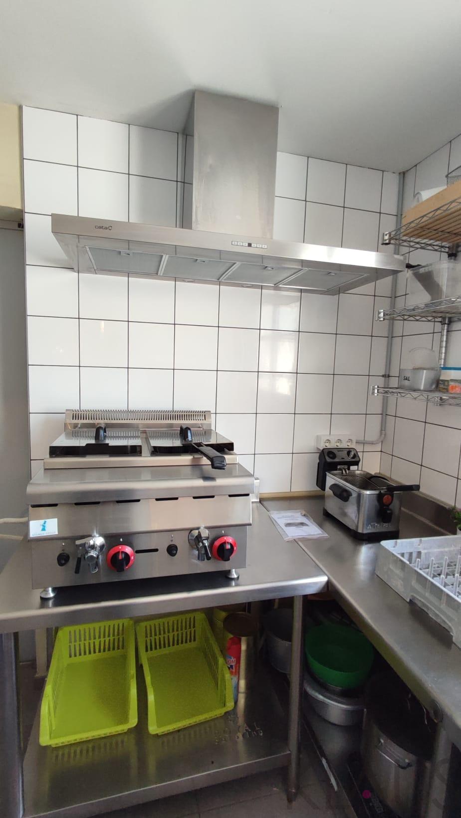 For sale of commercial in Amposta