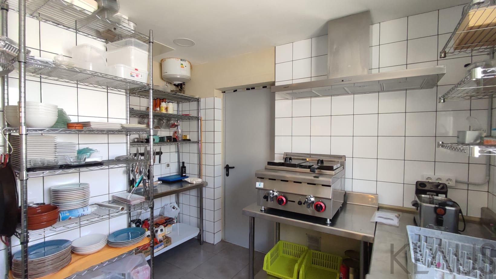 For sale of commercial in Amposta