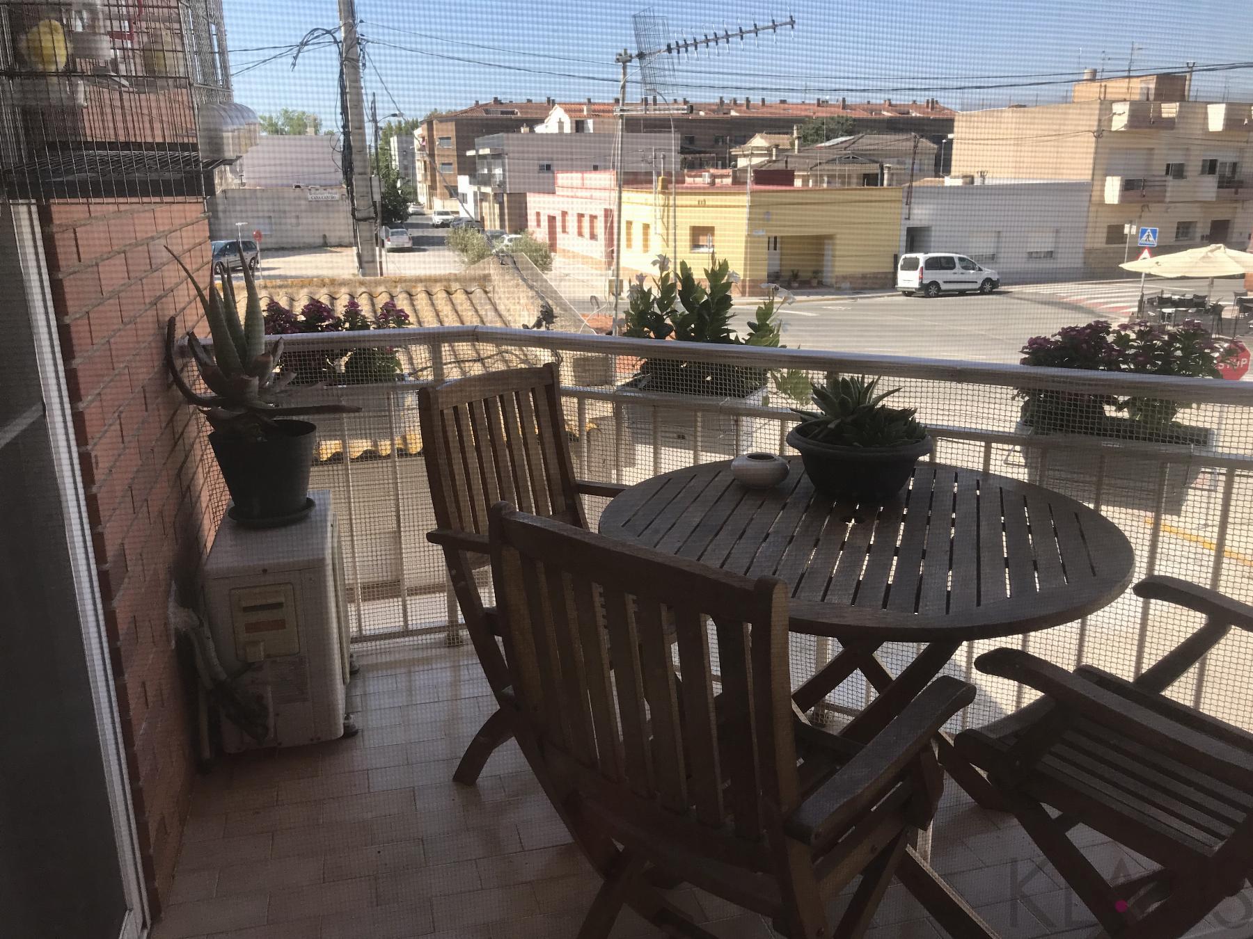 For sale of flat in Deltebre