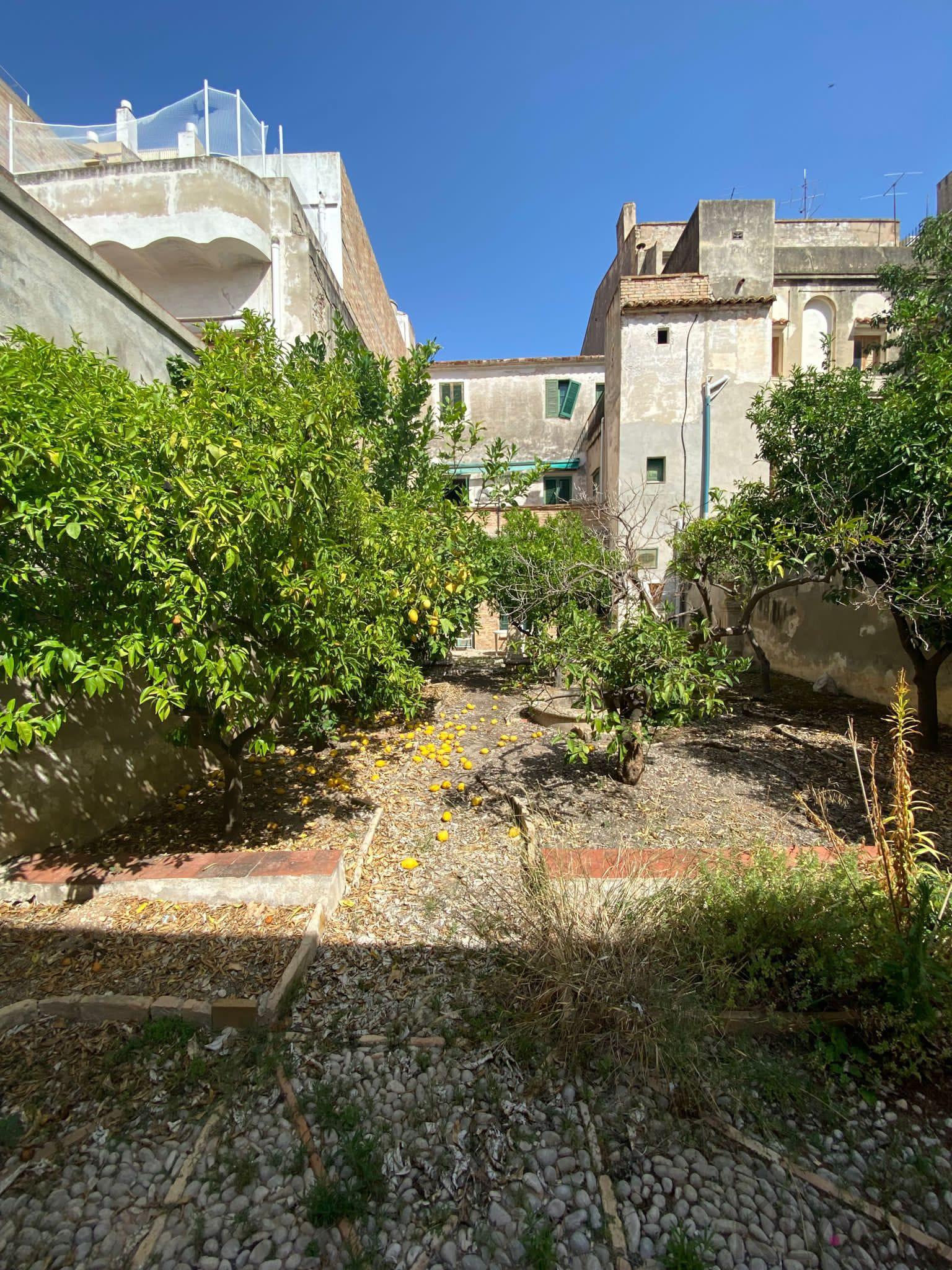 Venta de edificio en La Ràpita