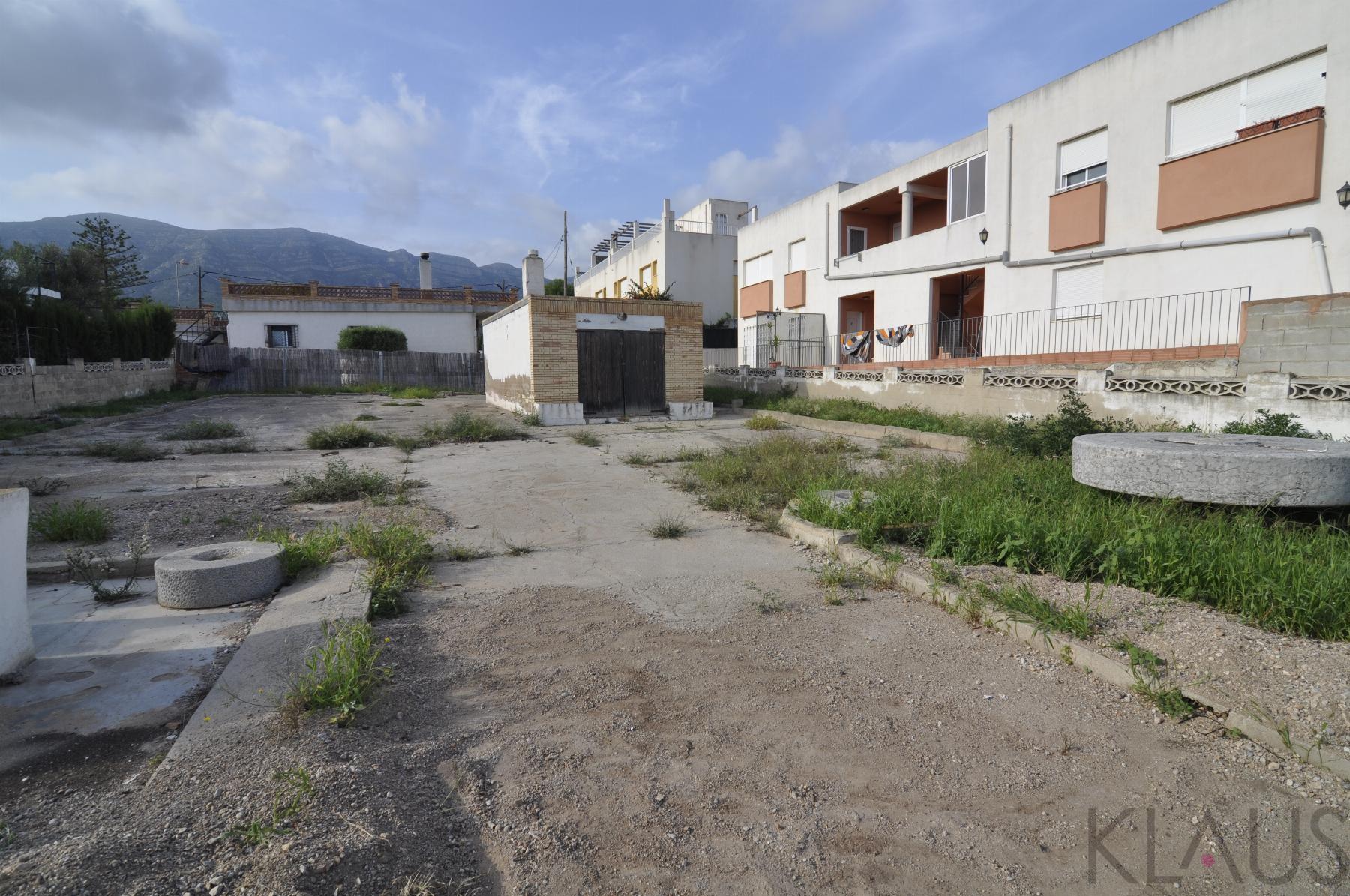 Venta de terreno en Alcanar playa