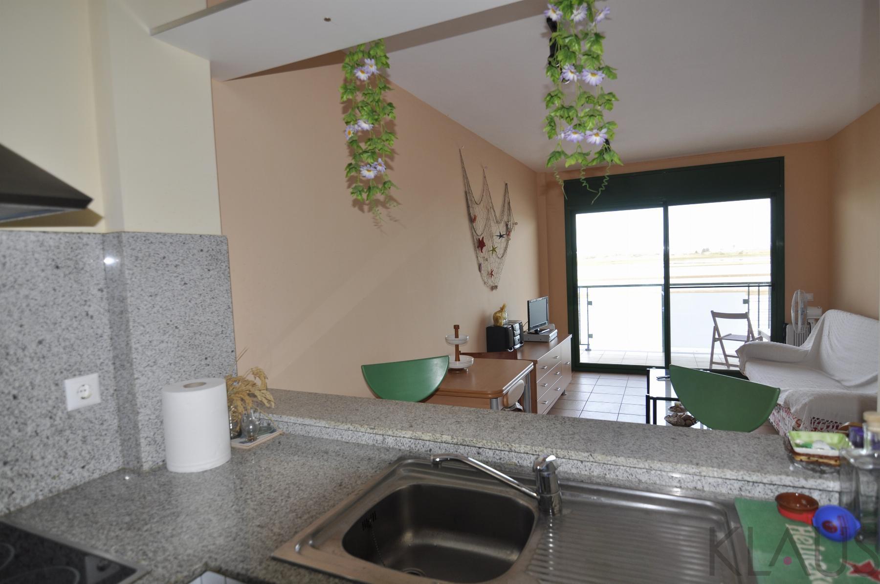 For sale of apartment in Amposta