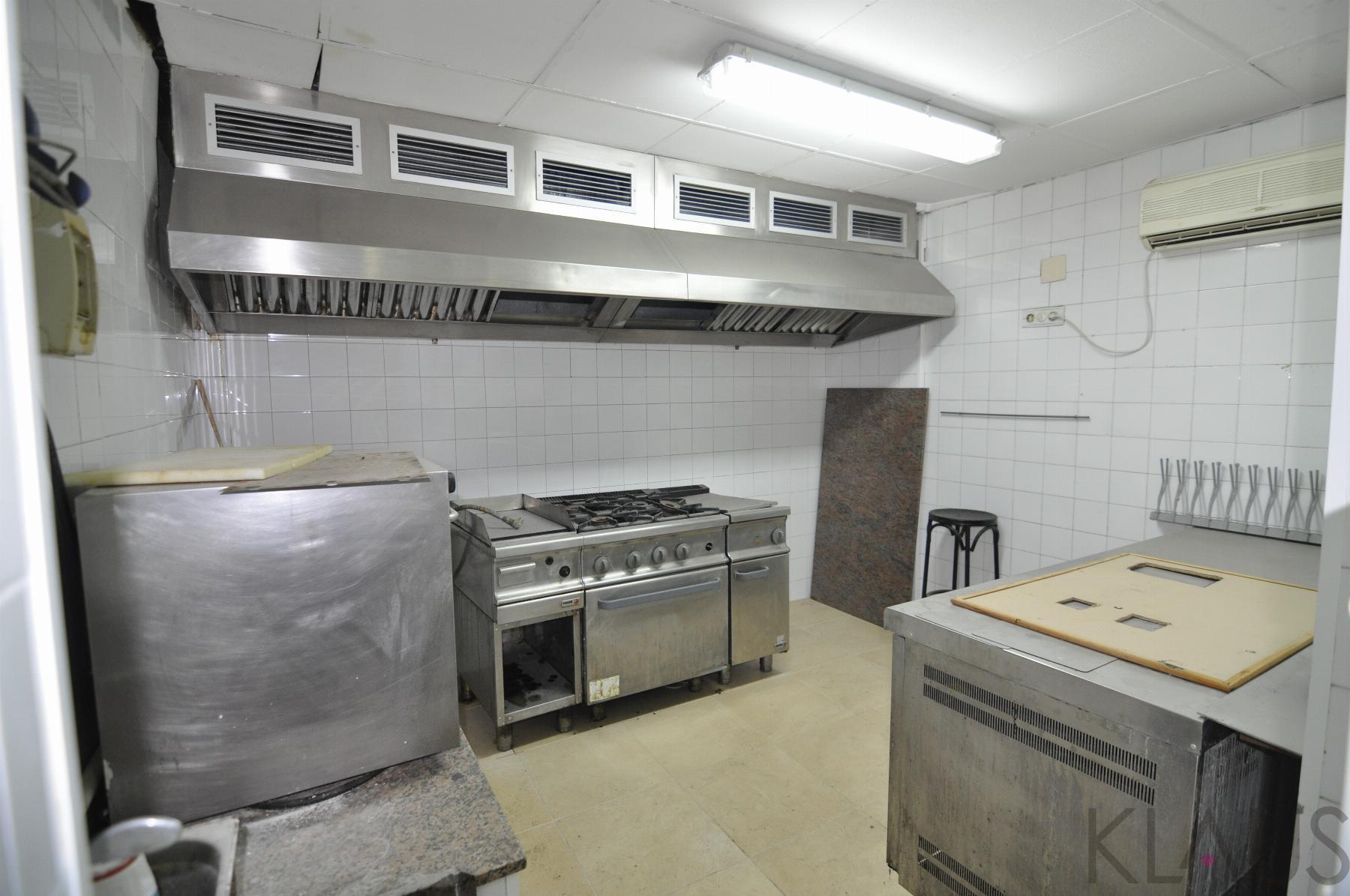 Venta de local en La Ràpita