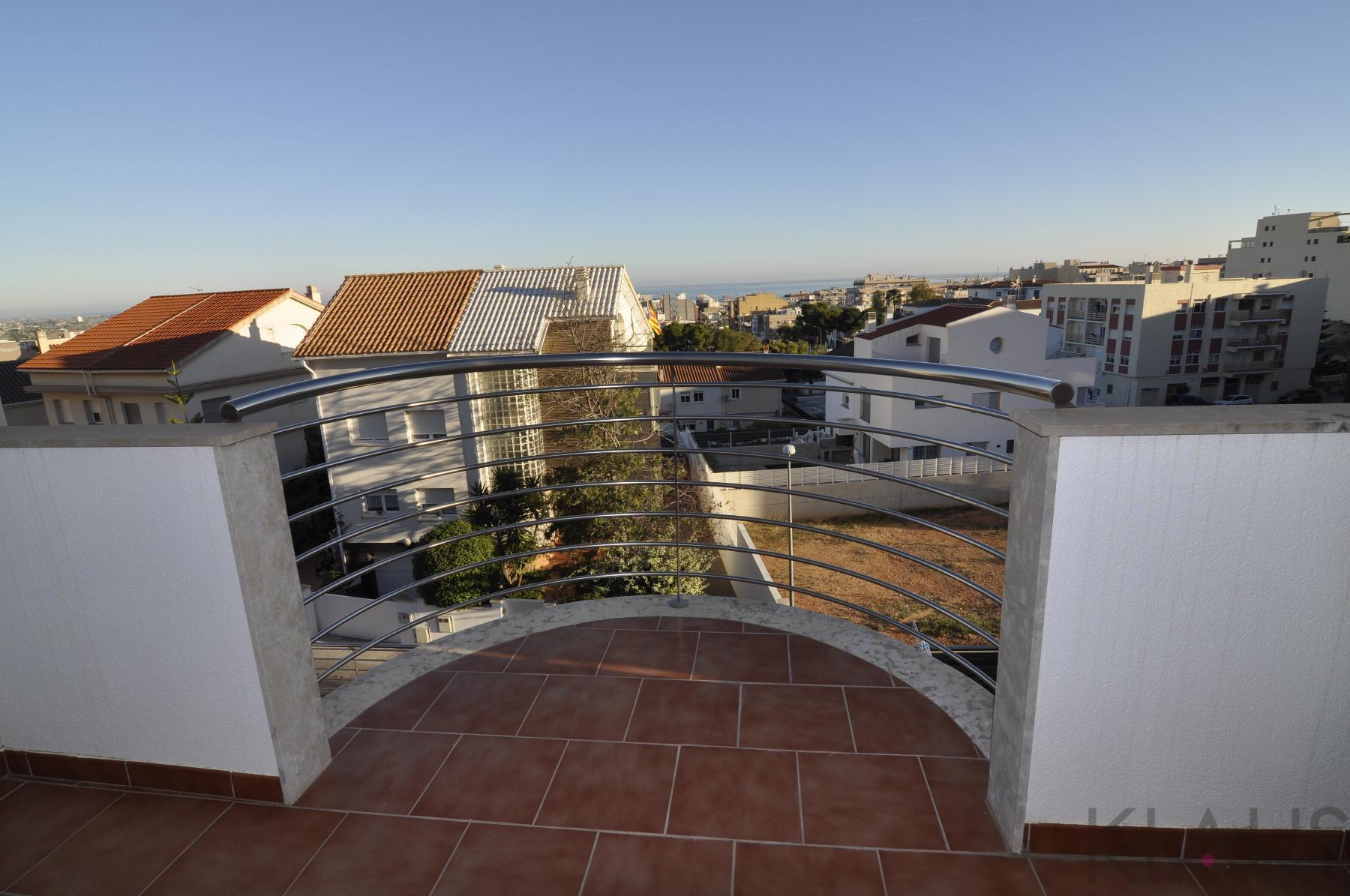 For sale of duplex in La Ràpita