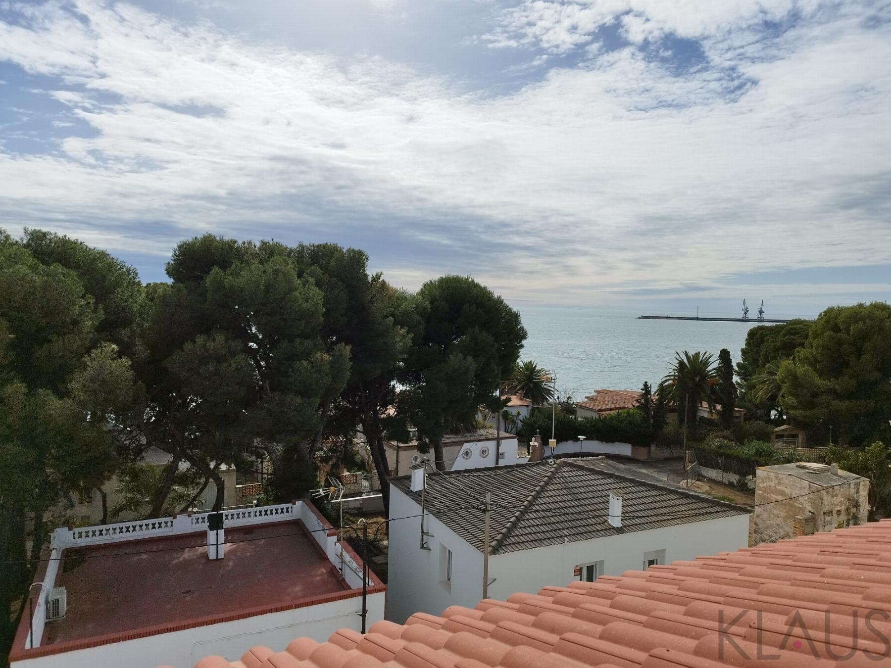 For sale of duplex in Alcanar playa