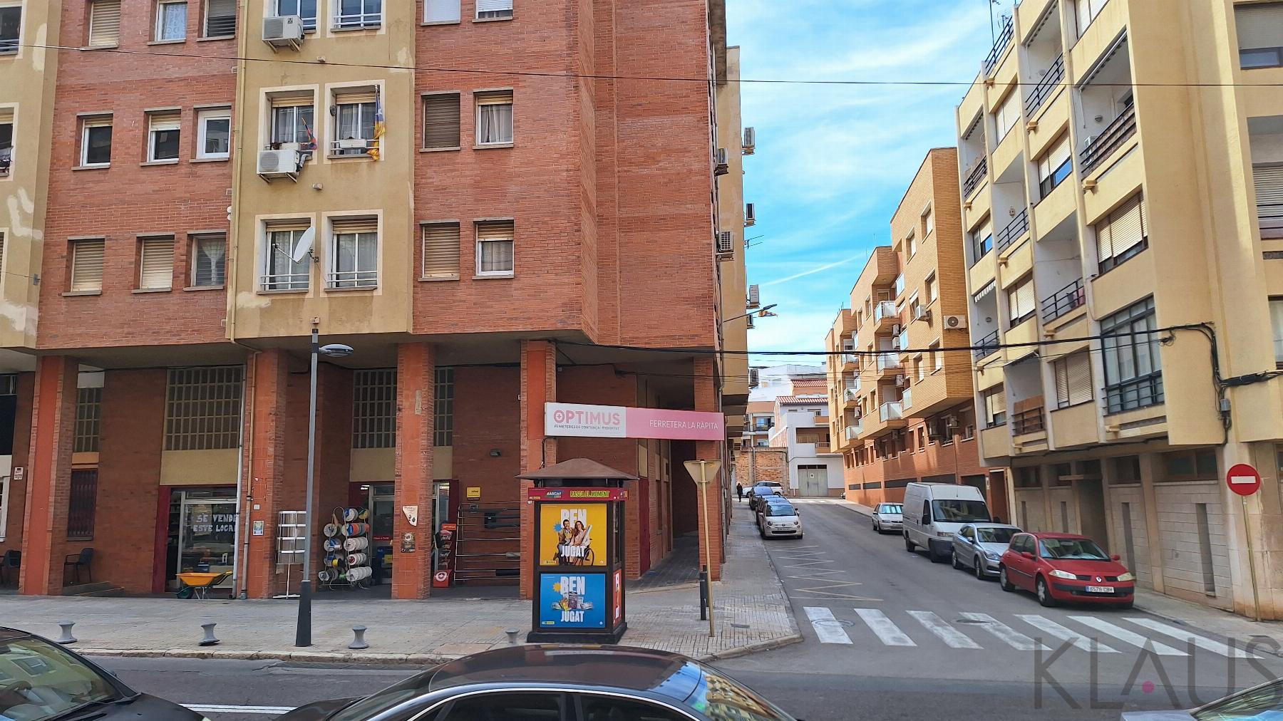 Venta de local comercial en La Ràpita