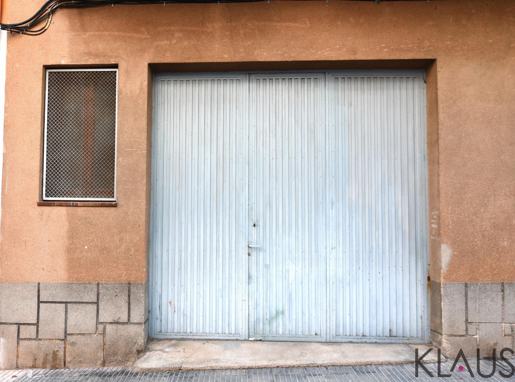 For sale of garage in La Ràpita