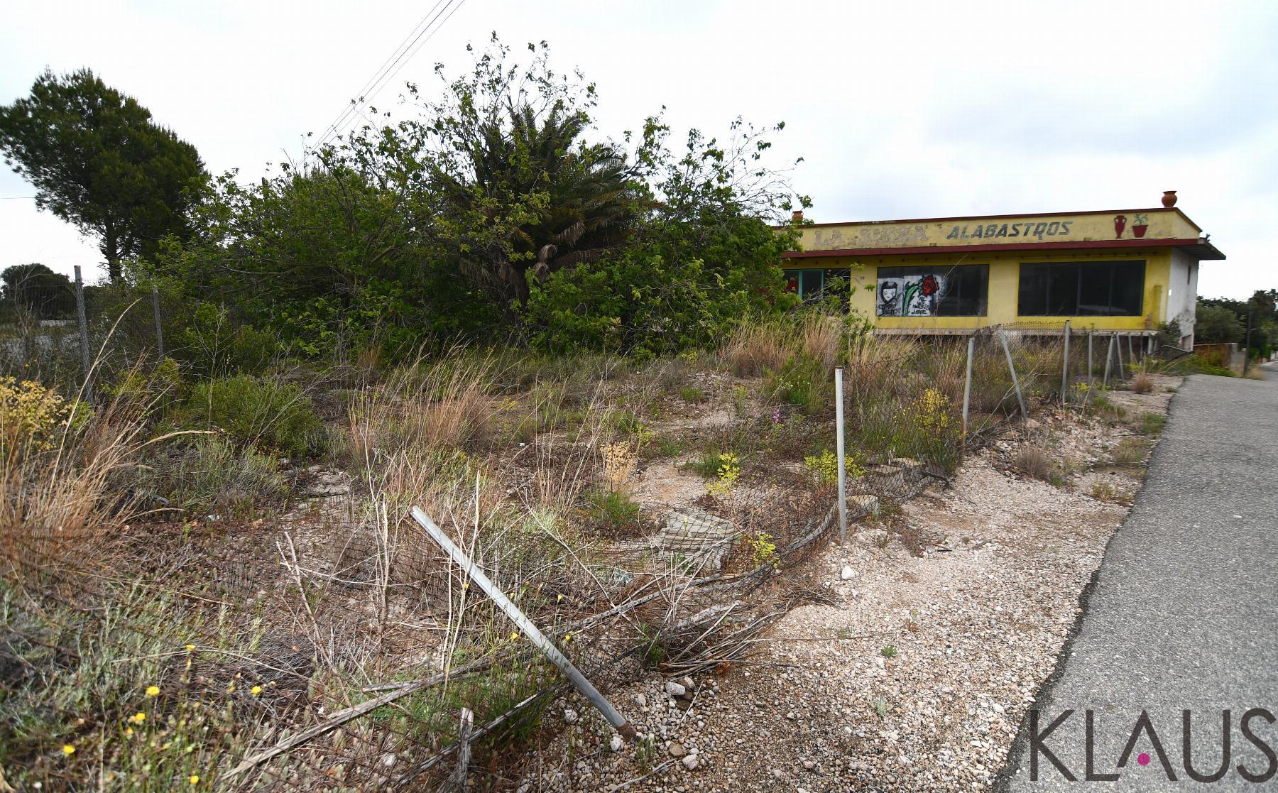 Venta de terreno en Alcanar playa