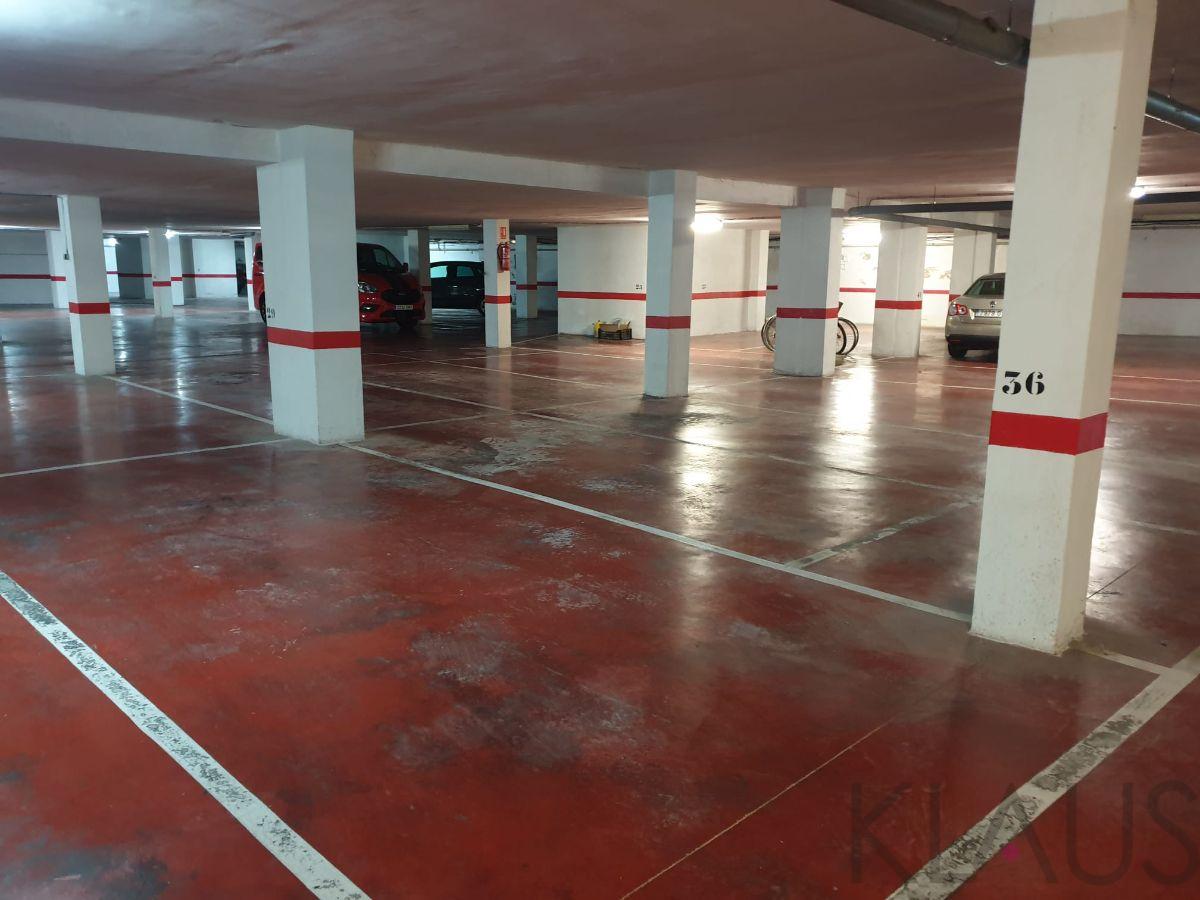 For rent of garage in Sant Carles de la Ràpita