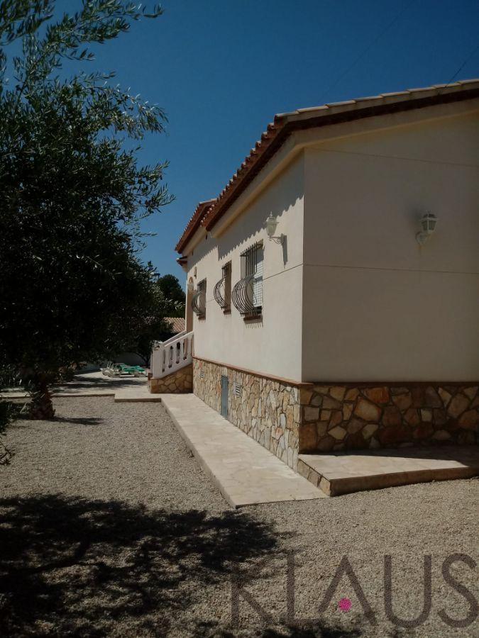 For sale of house in El Perello