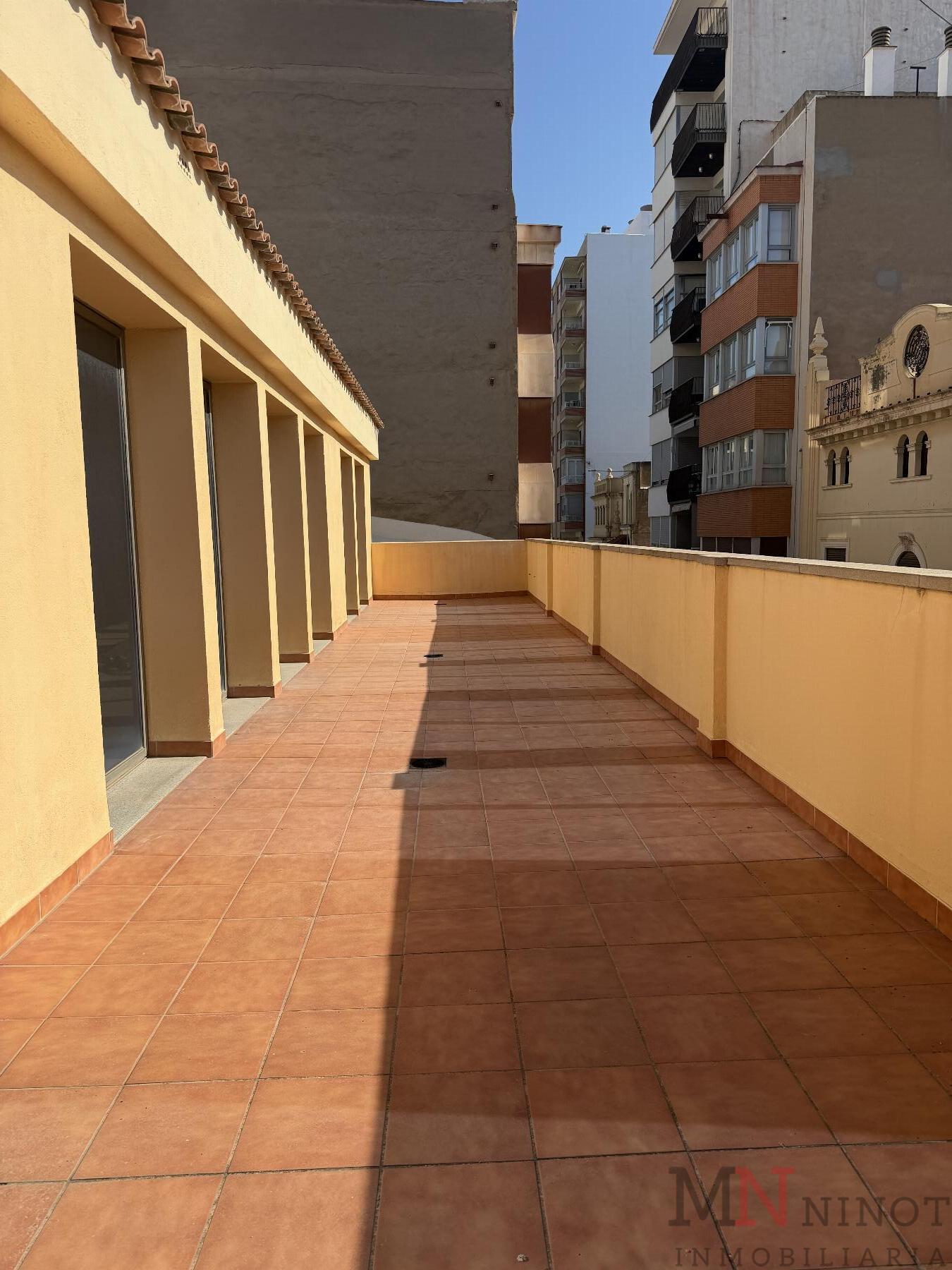 For rent of office in Castellón