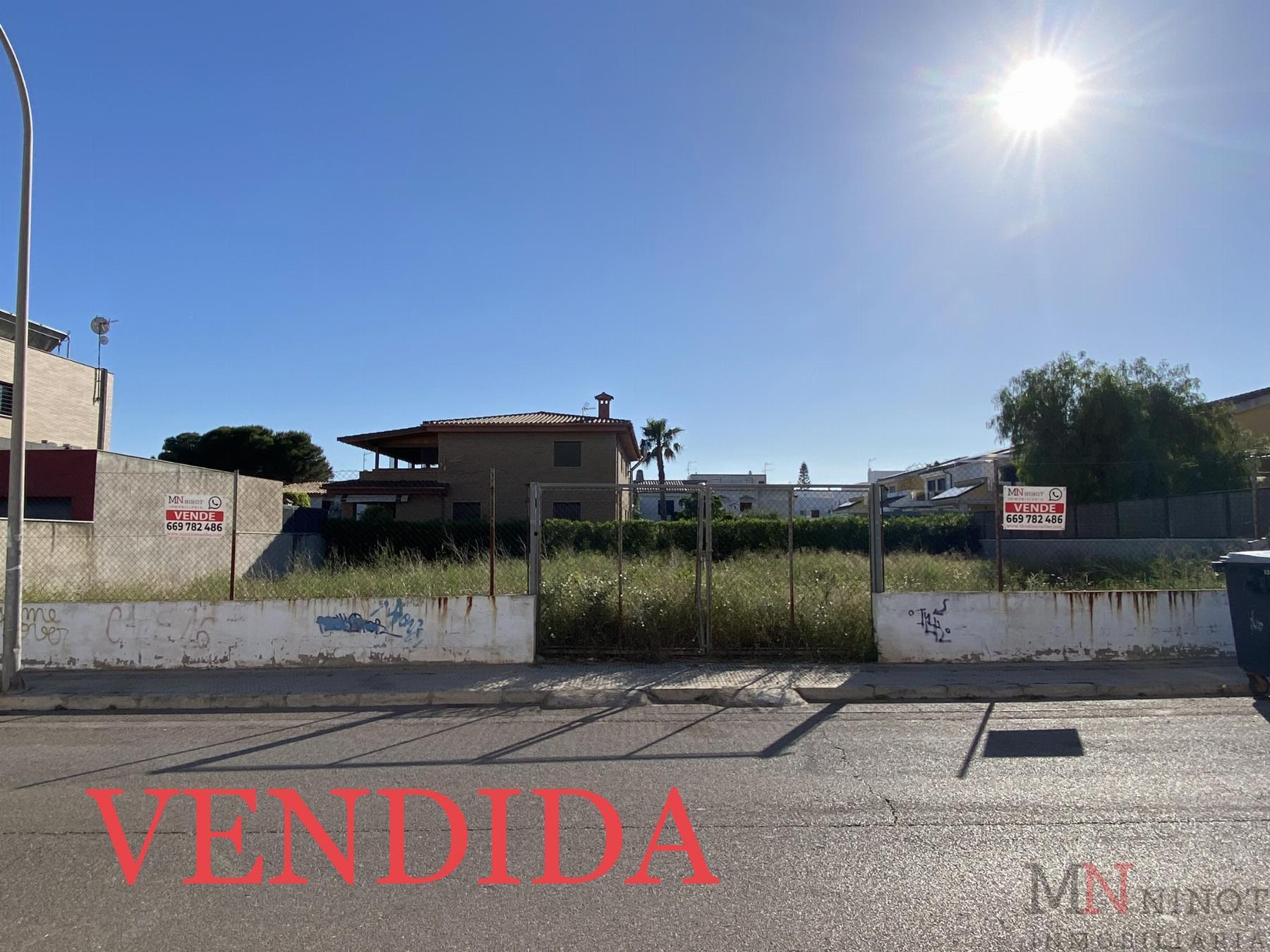 Venta de terreno en Benicasim