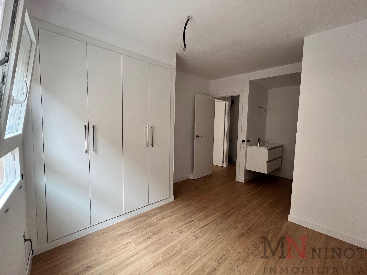 For sale of flat in Castellón