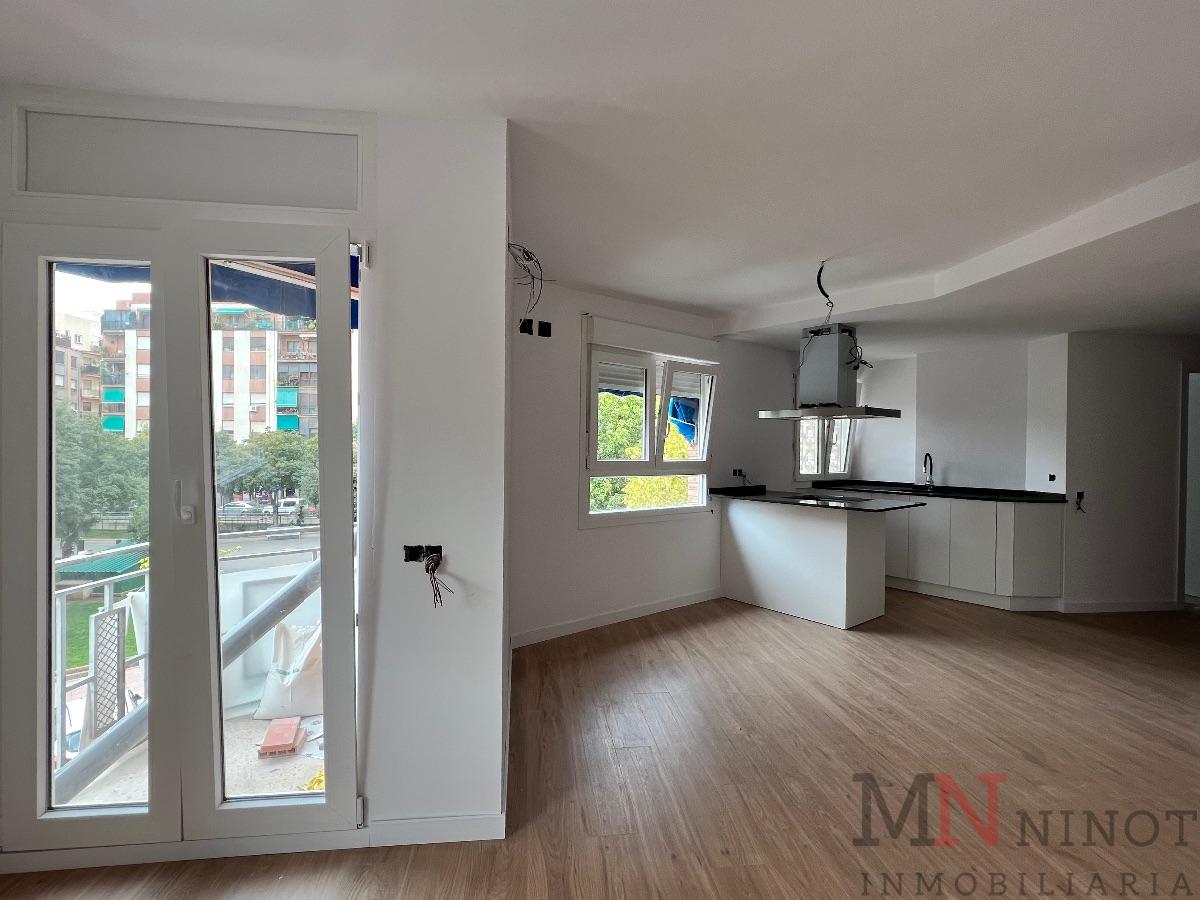 For sale of flat in Castellón