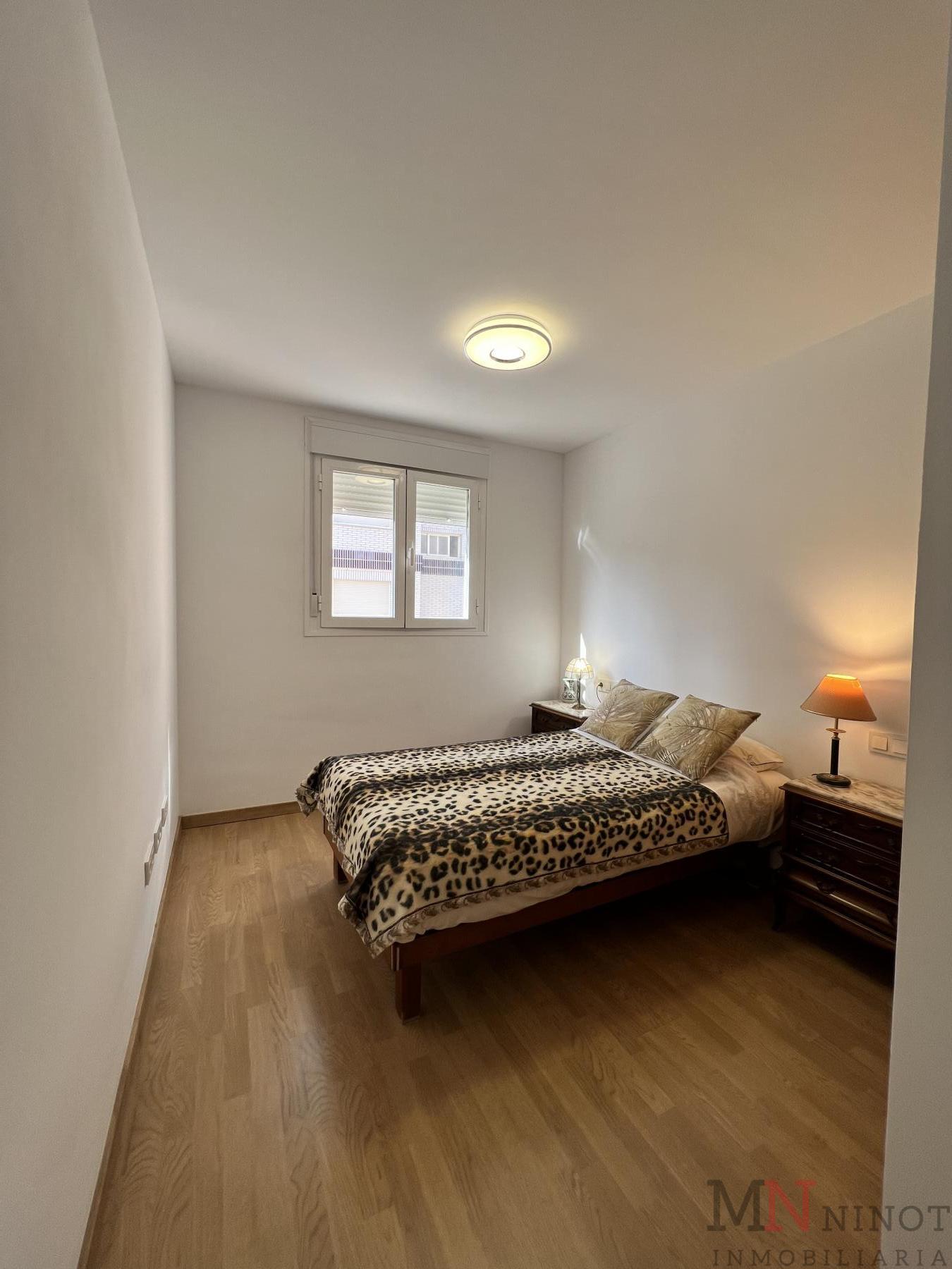 For sale of flat in Castellón