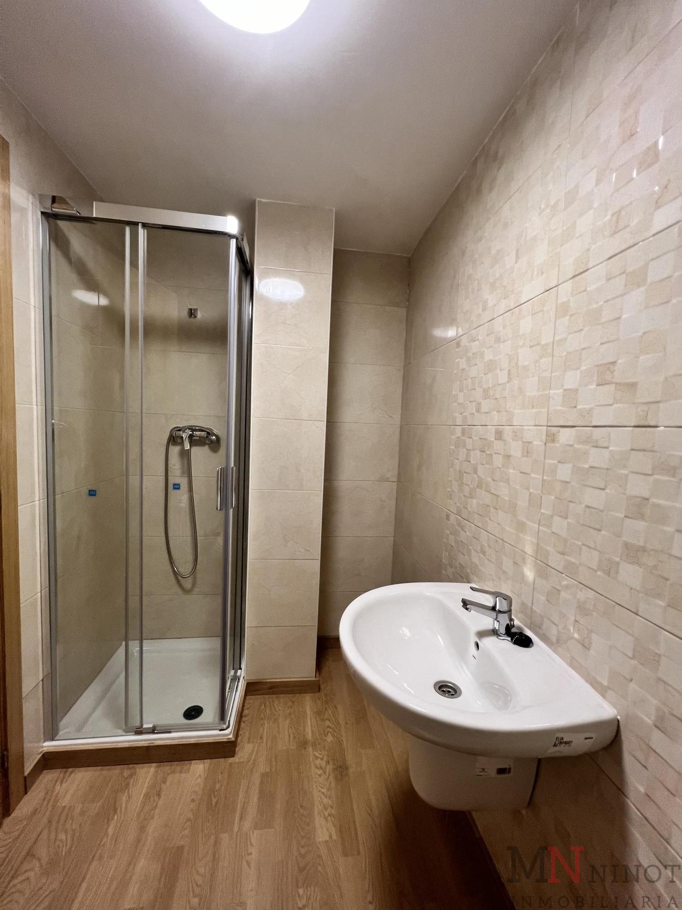 For sale of flat in Castellón