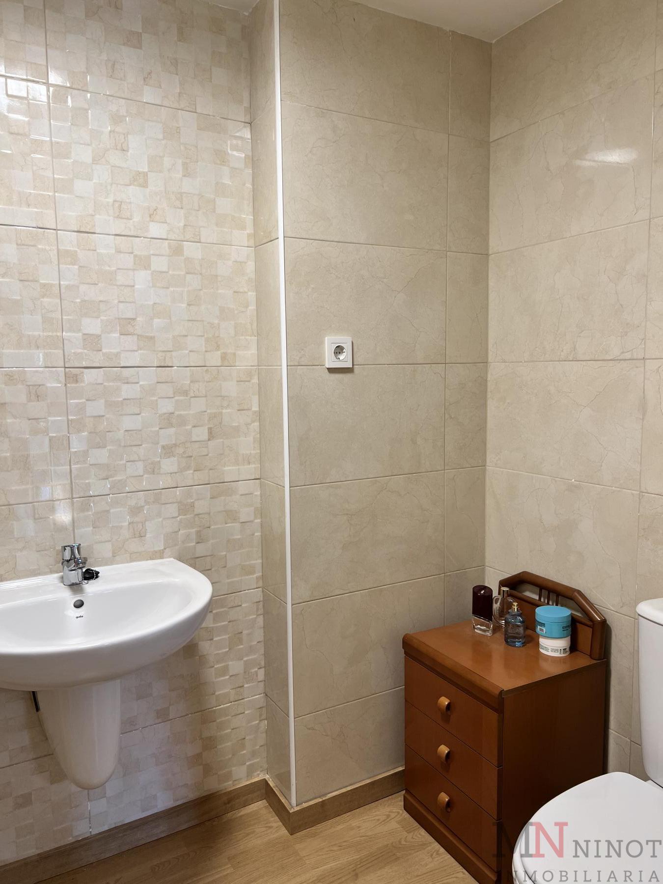 For sale of flat in Castellón