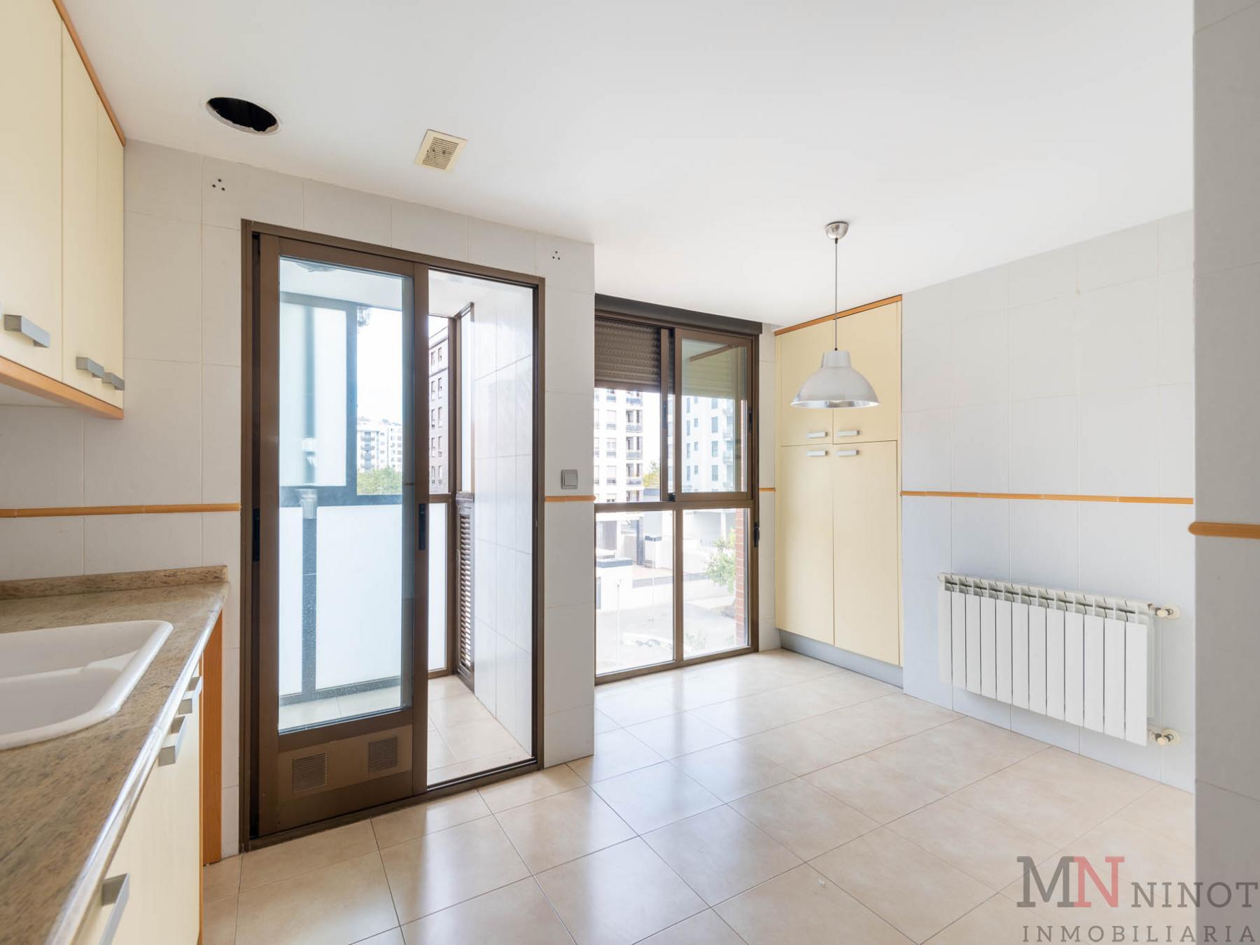For rent of flat in Castellón