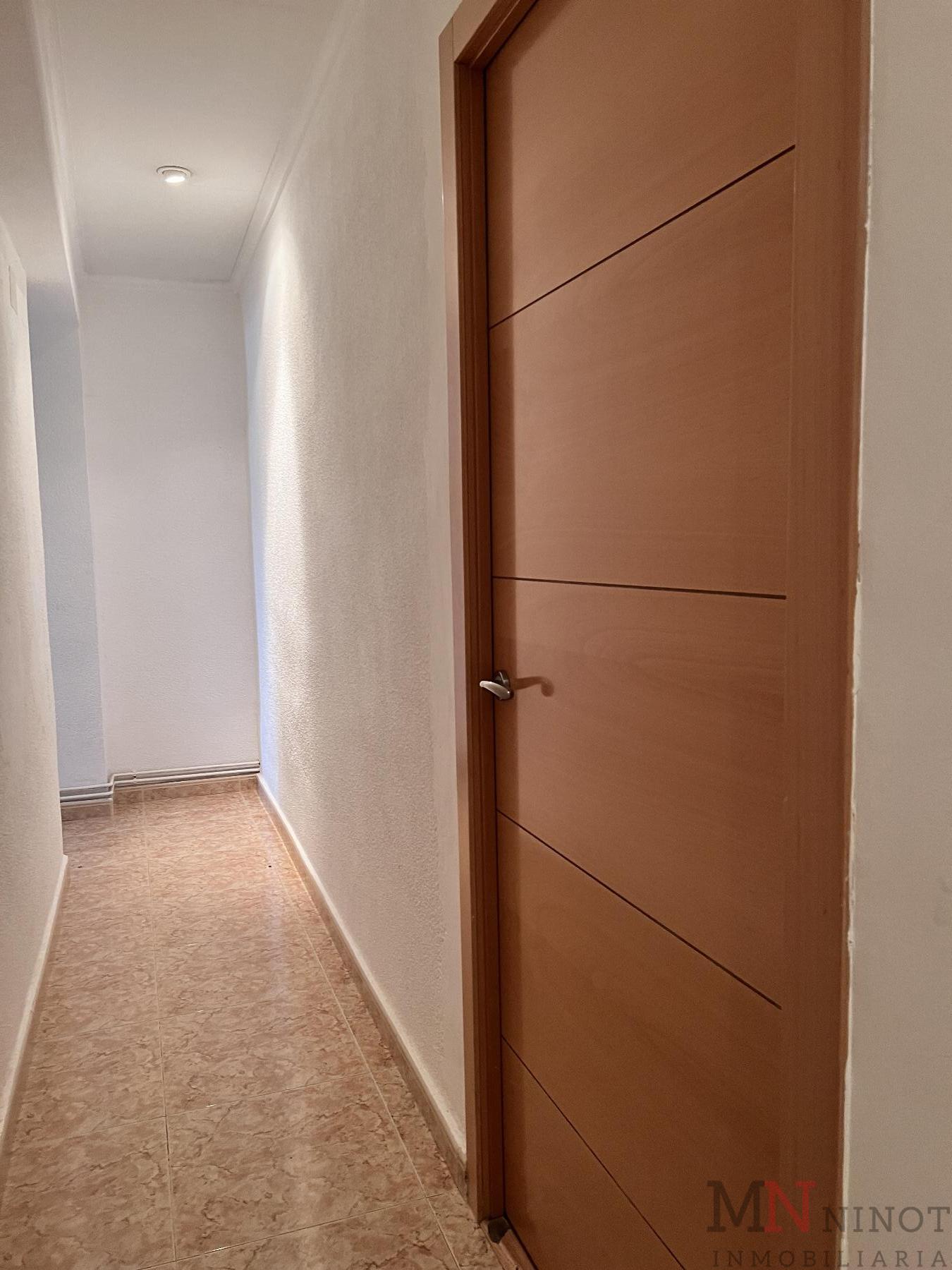 For sale of flat in Castellón