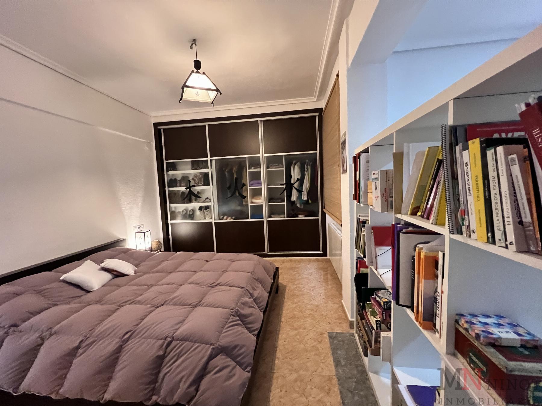 For sale of flat in Castellón