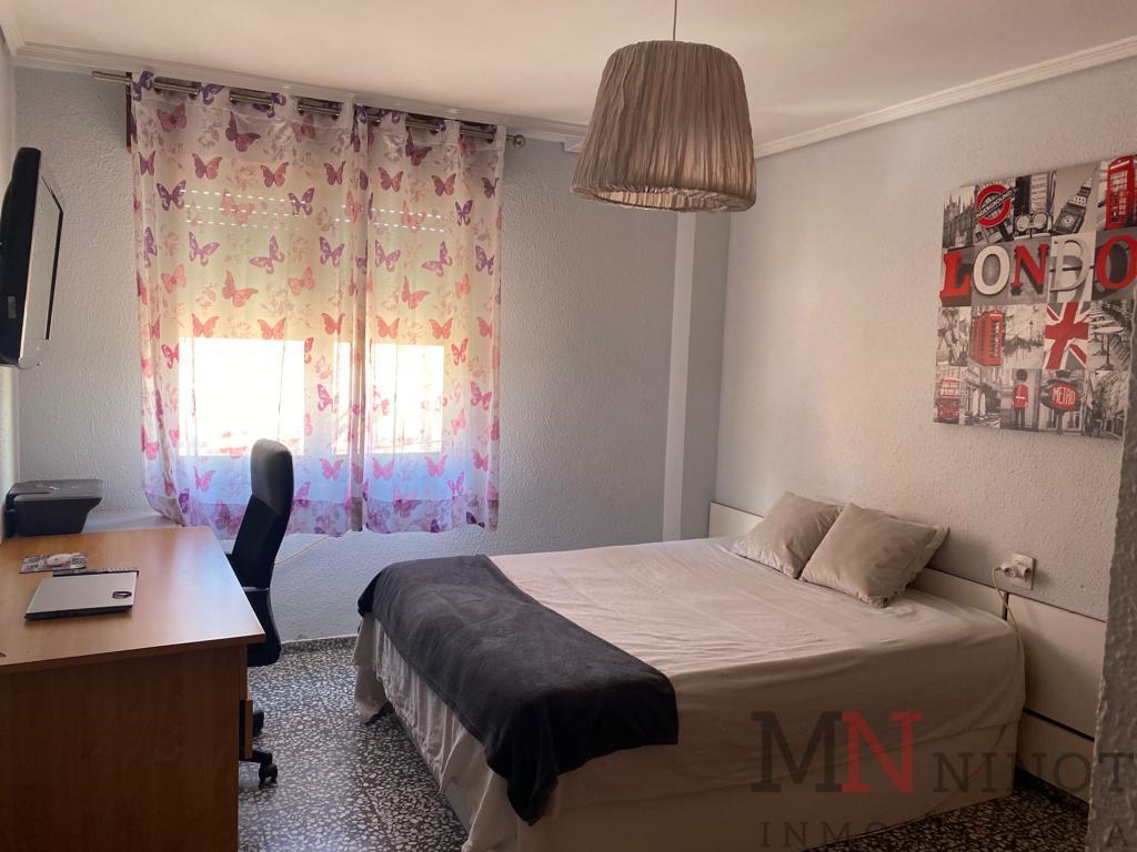 For sale of flat in Castellón