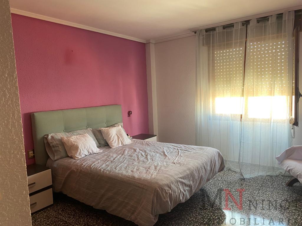For sale of flat in Castellón