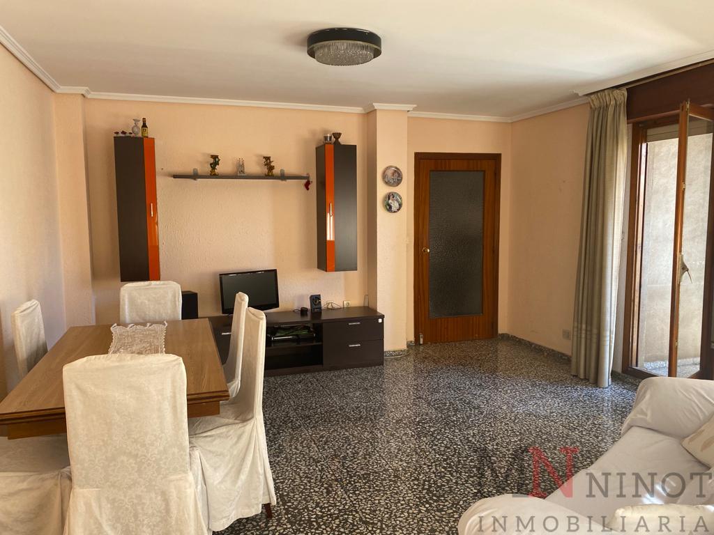 For sale of flat in Castellón