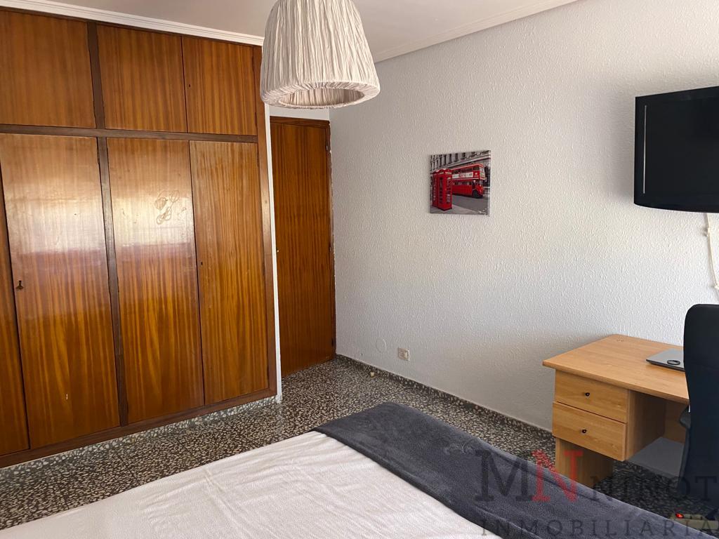 For sale of flat in Castellón