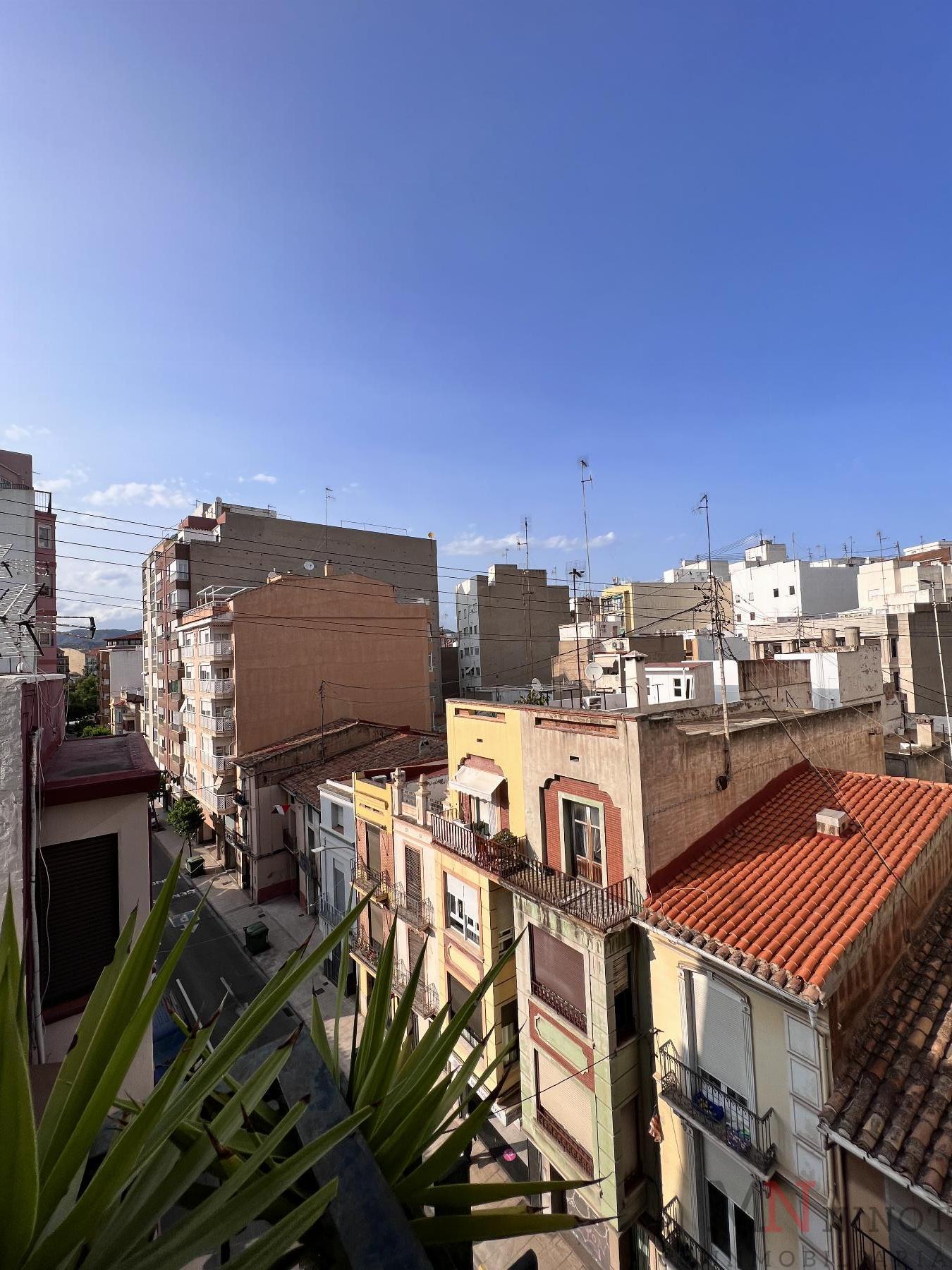 For sale of flat in Castellón