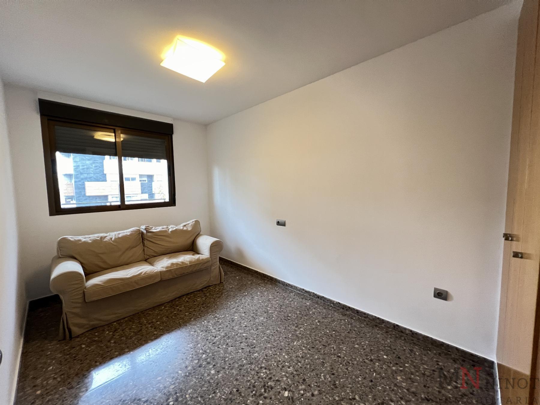 For rent of flat in Castellón