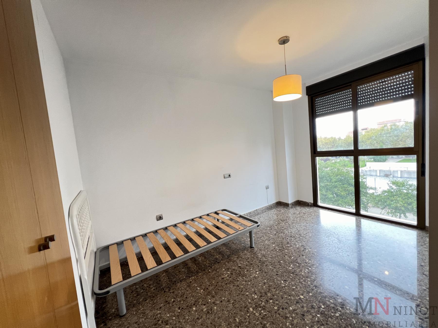 For rent of flat in Castellón