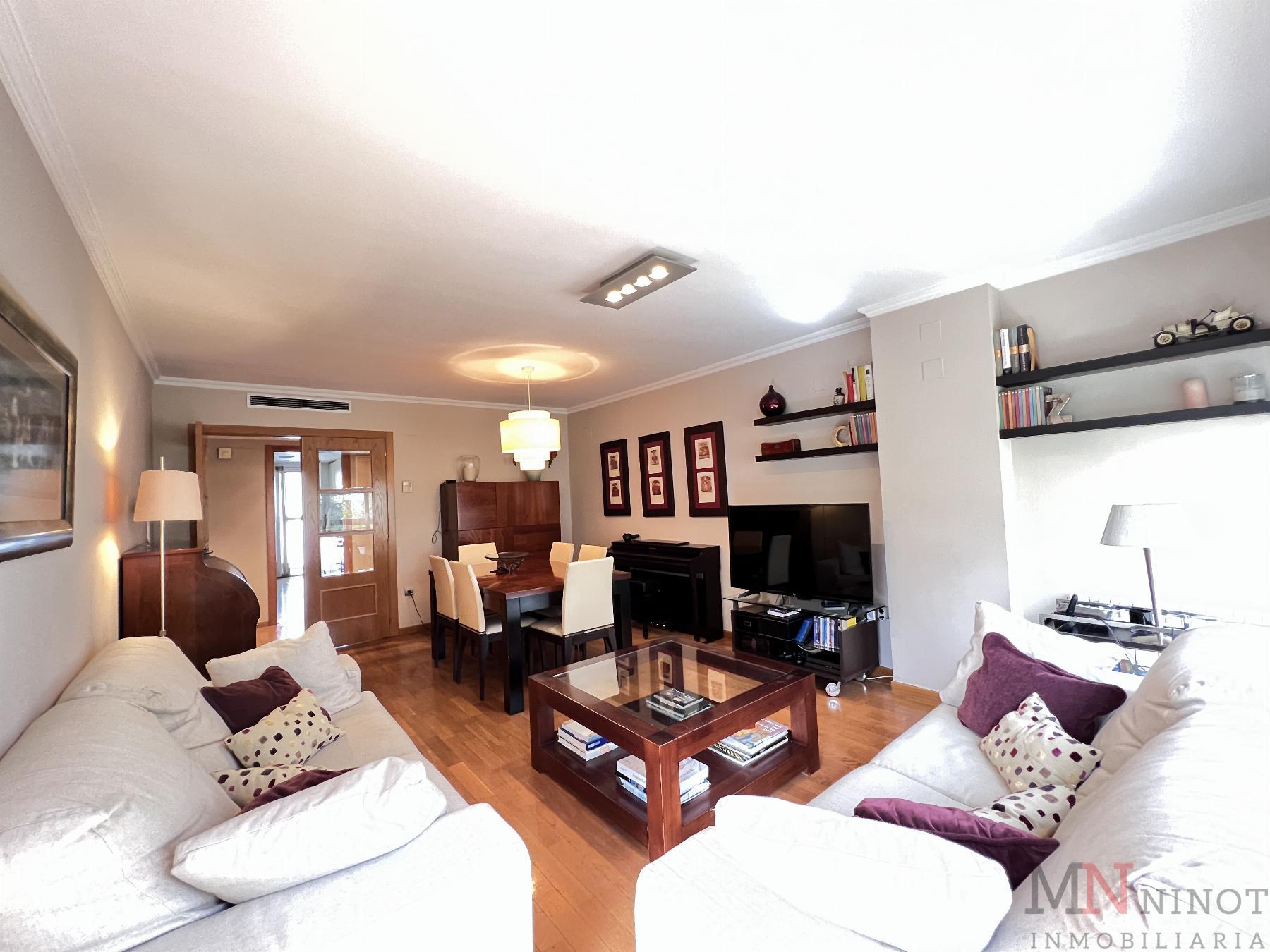 For sale of flat in Castellón
