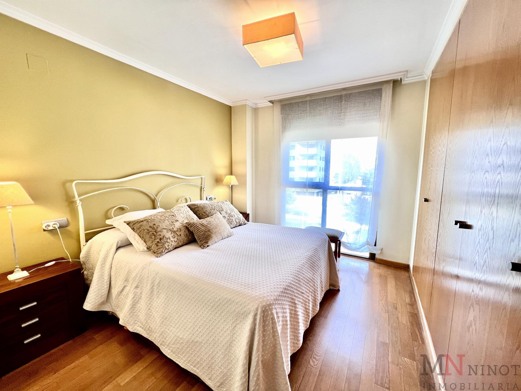 For sale of flat in Castellón