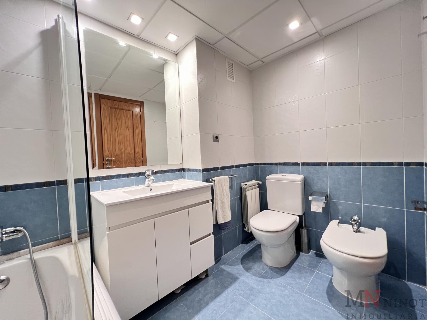 For sale of flat in Castellón