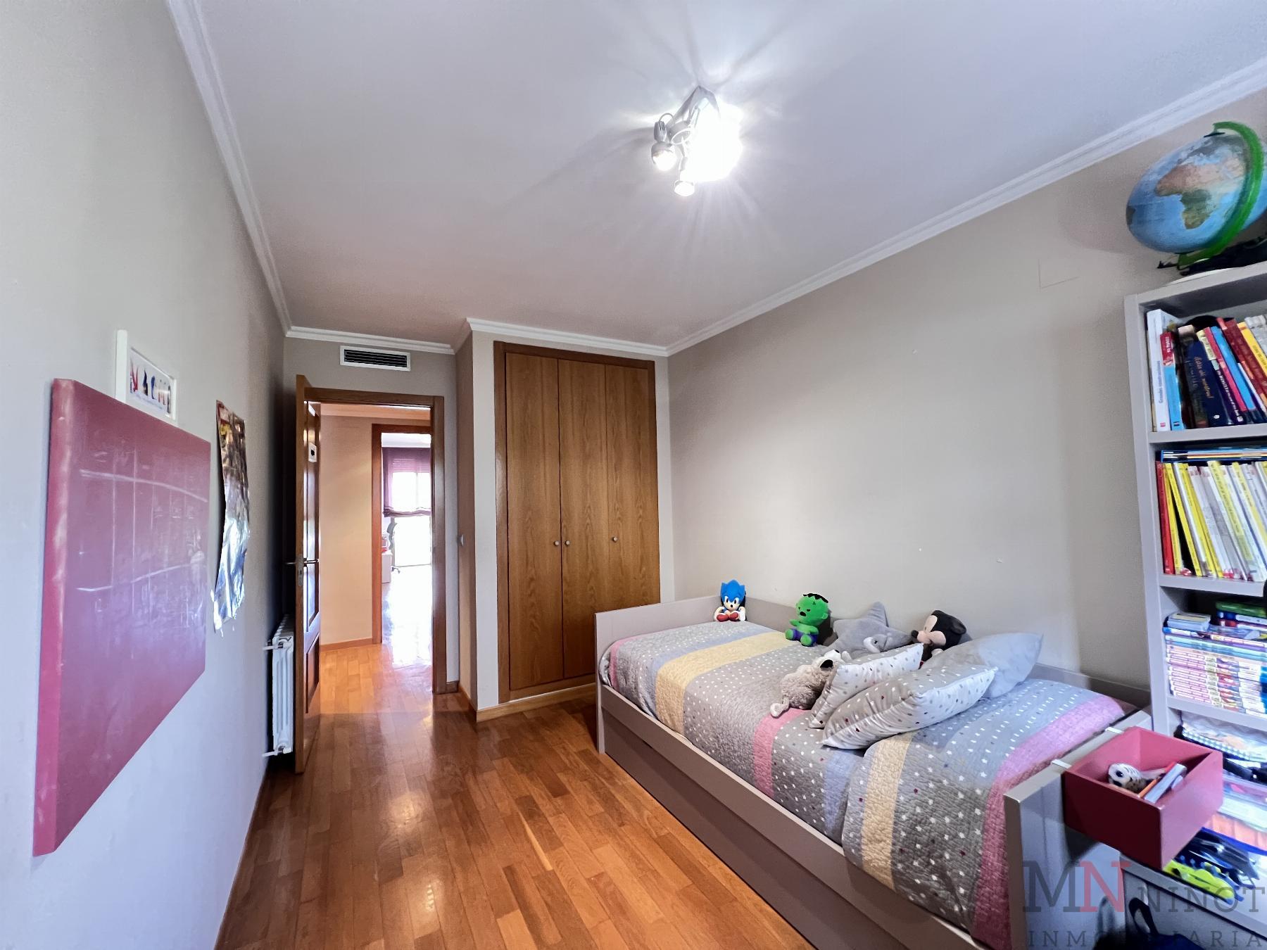 For sale of flat in Castellón