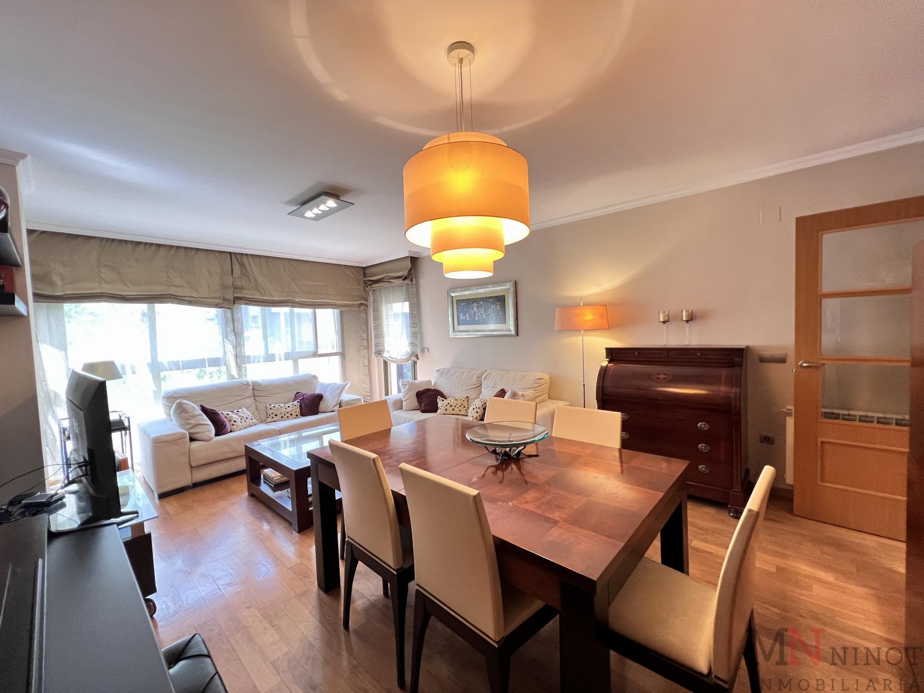 For sale of flat in Castellón