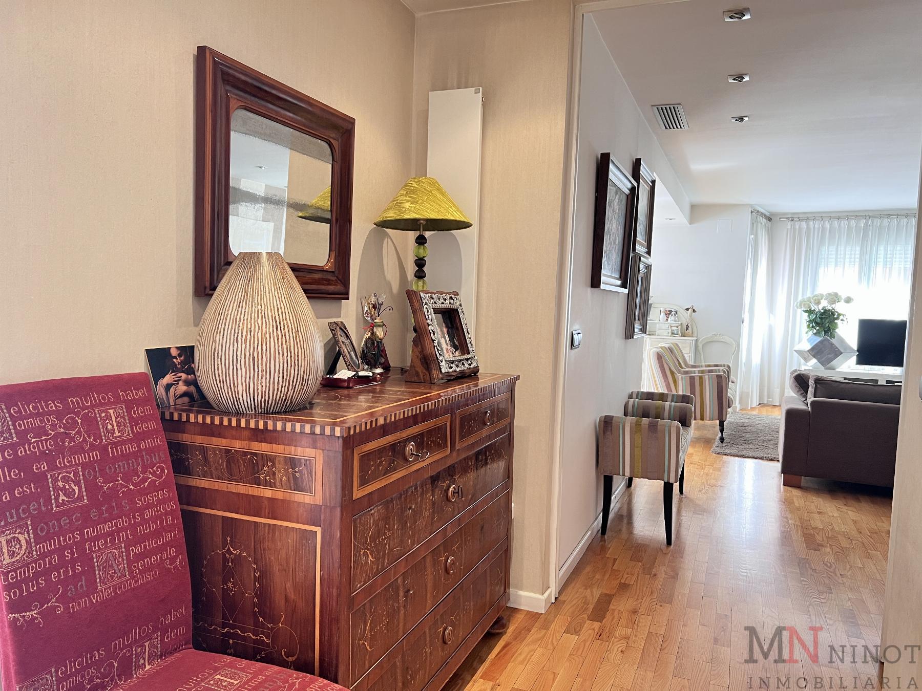 For sale of flat in Castellón