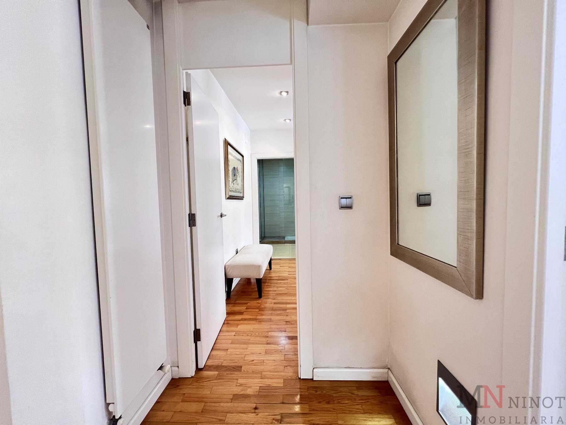 For sale of flat in Castellón