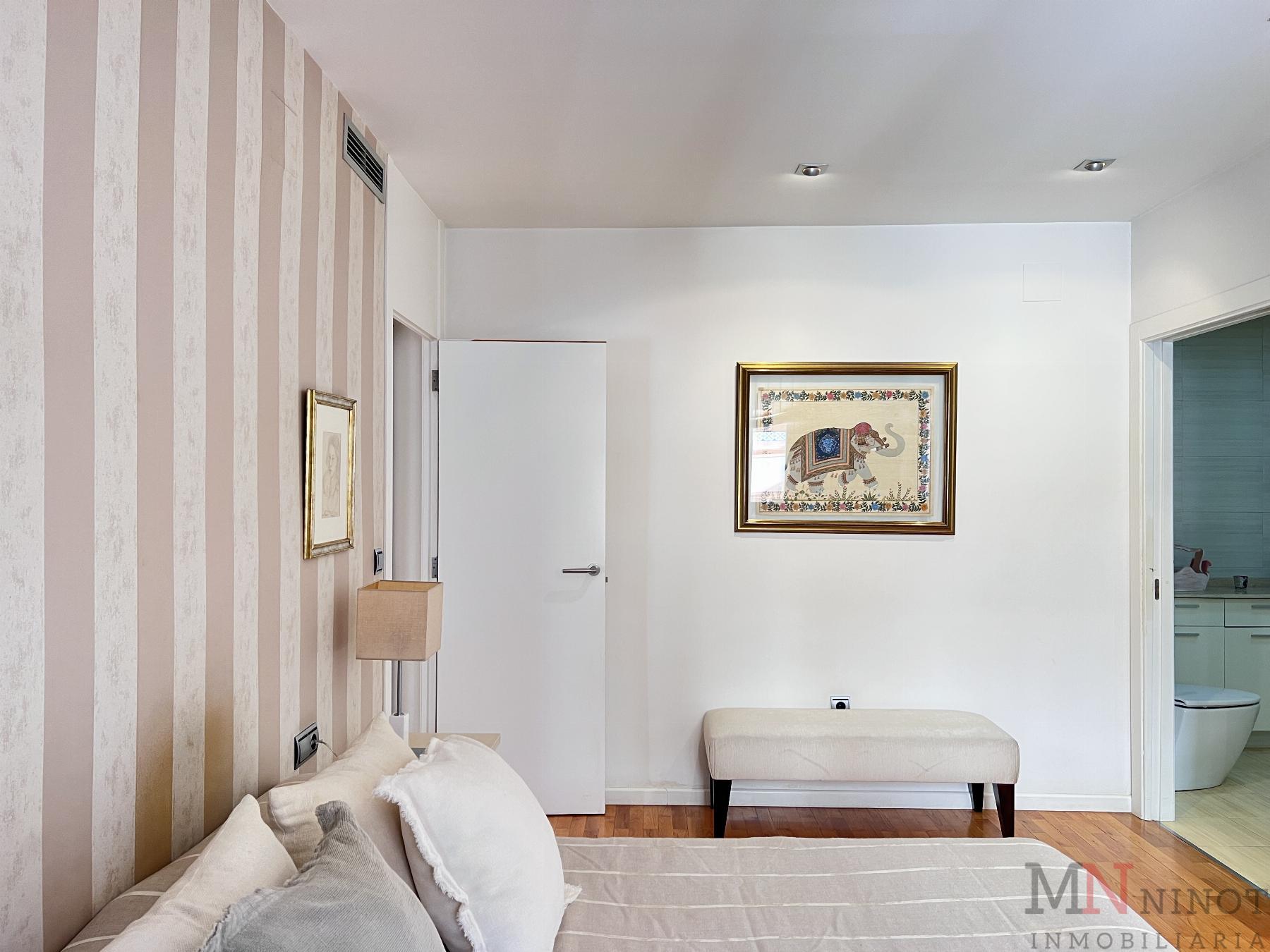 For sale of flat in Castellón