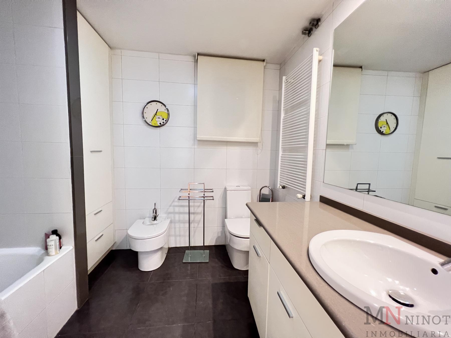 For sale of flat in Castellón