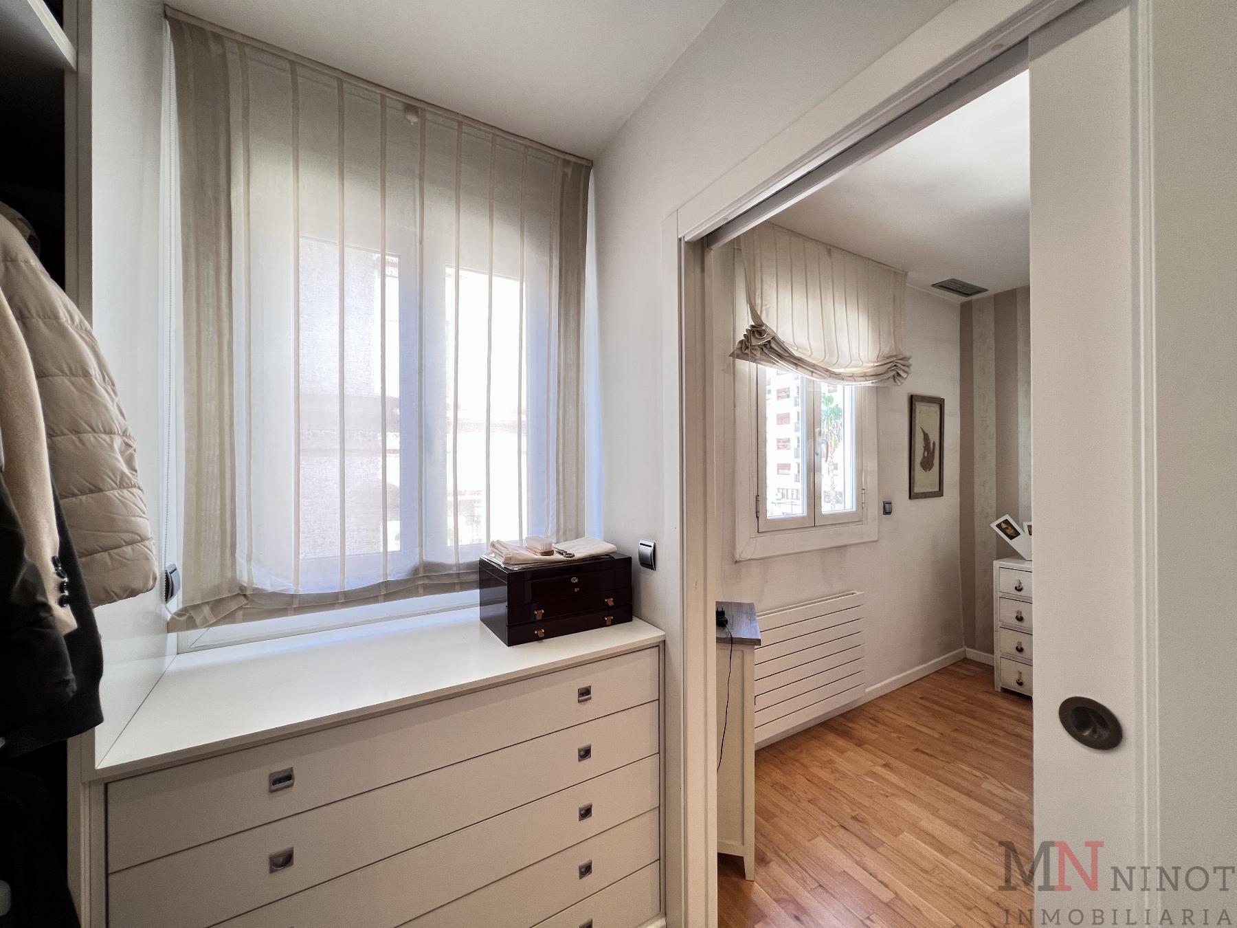 For sale of flat in Castellón