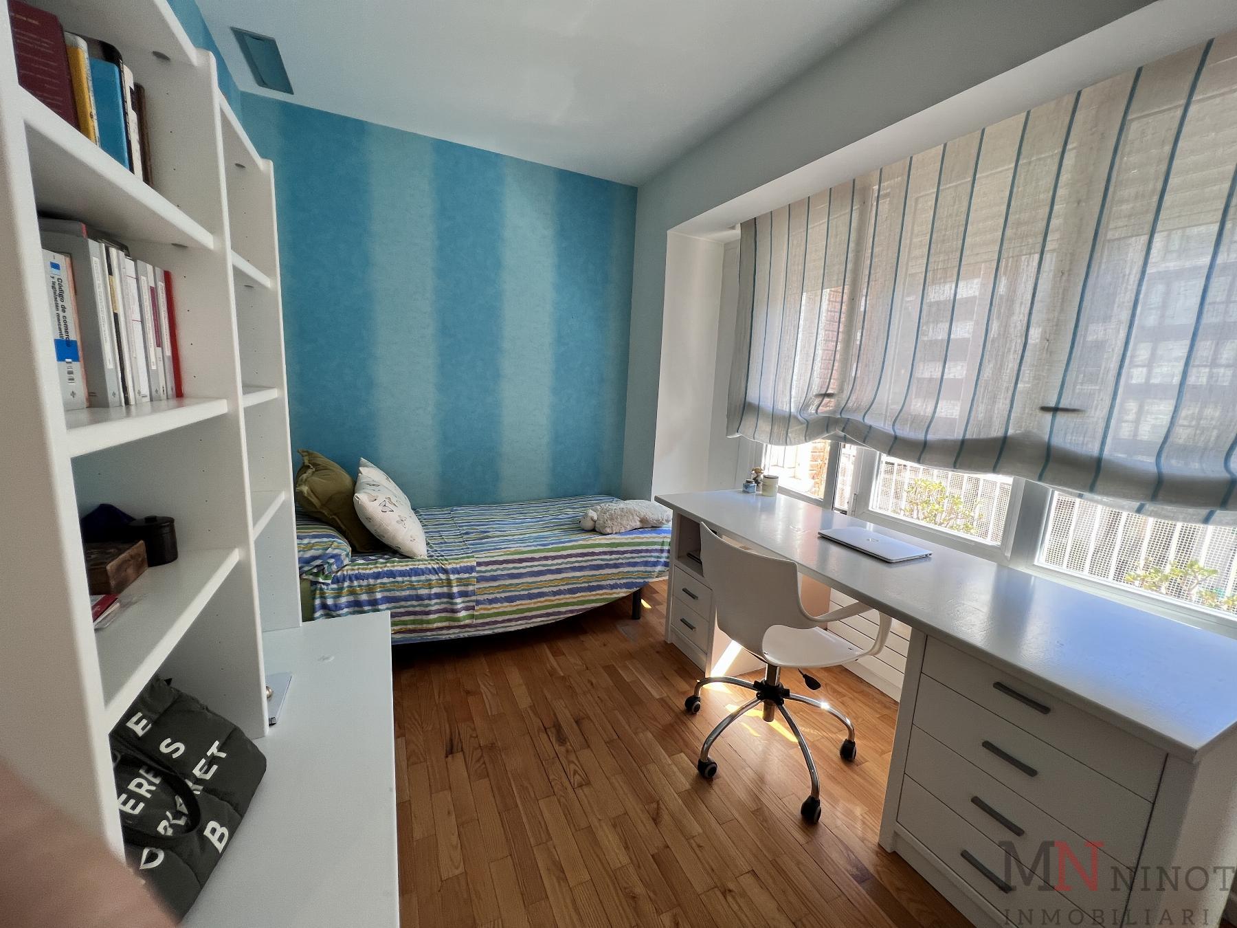 For sale of flat in Castellón